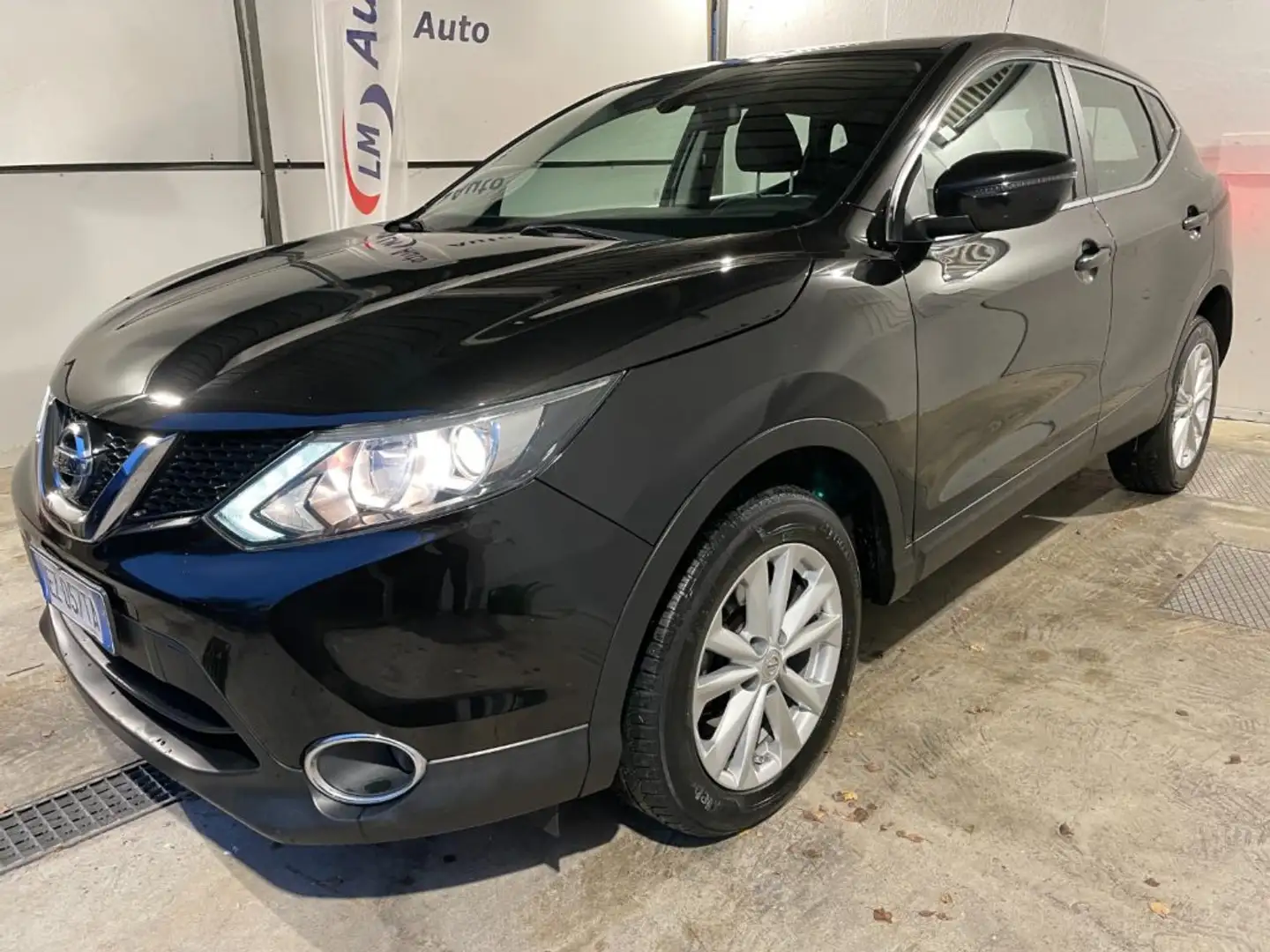 Nissan Qashqai 1.6 dCi 4WD Acenta Noir - 1