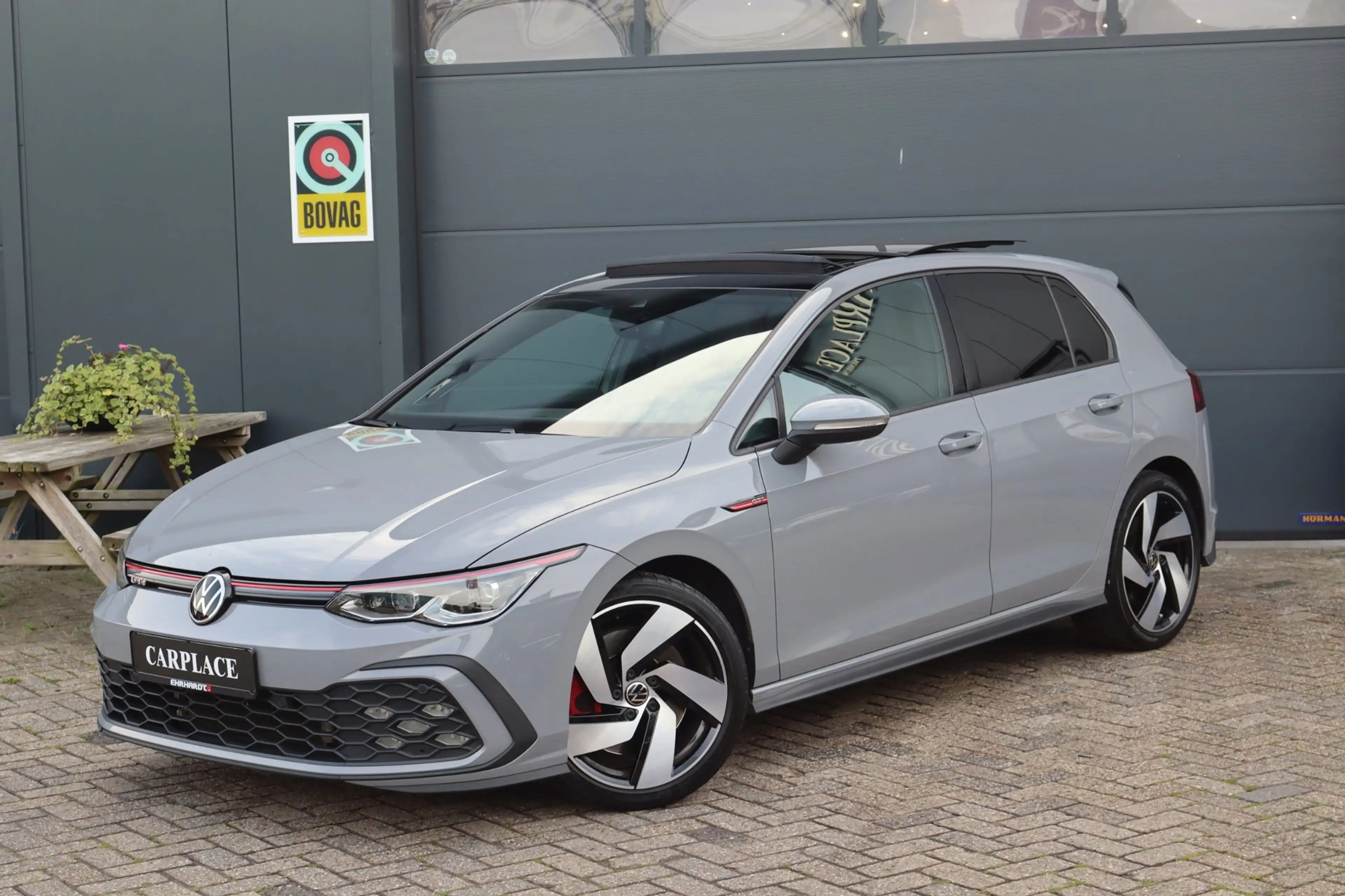 Volkswagen Golf GTI 2.0 TSI -Panoramadak-Nardo grey — photo 4