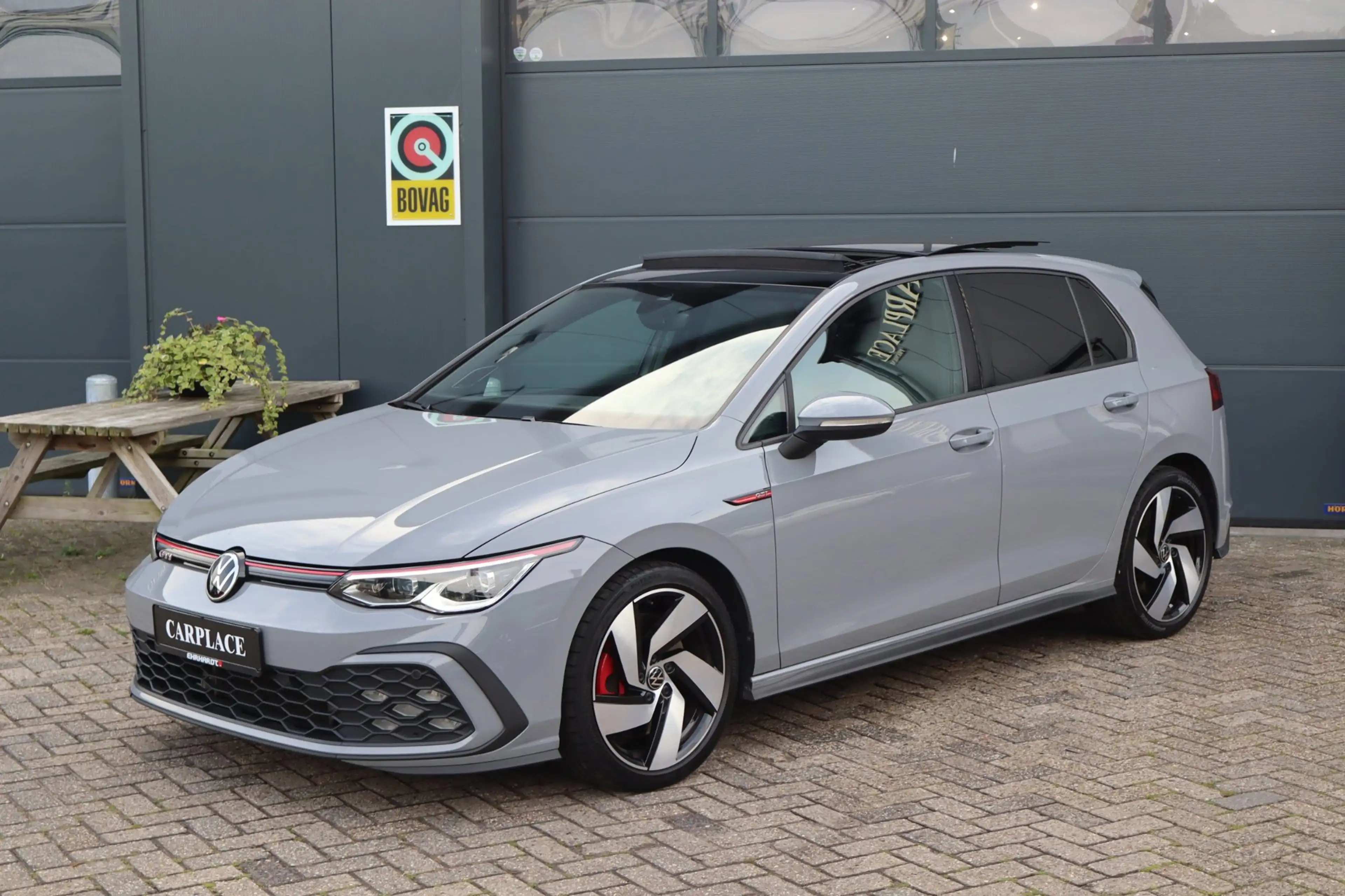 Volkswagen Golf GTI 2.0 TSI -Panoramadak-Nardo grey — photo 11