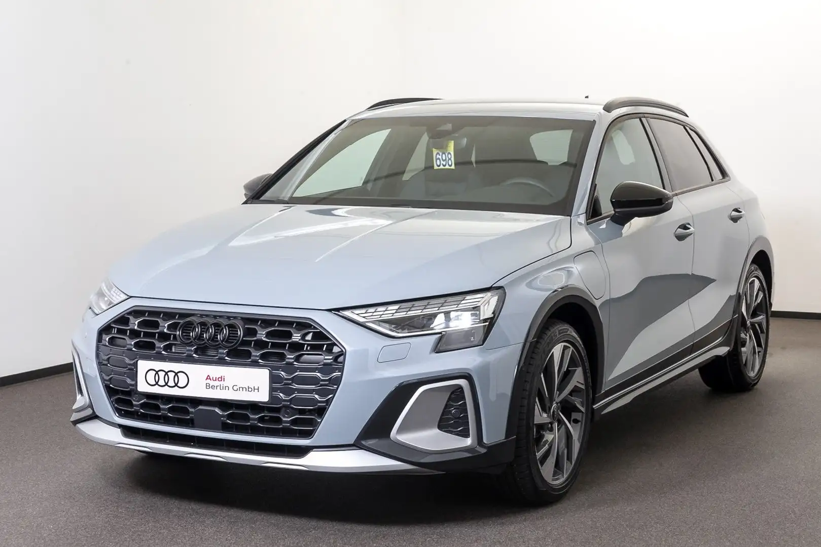 Audi A3 40 TFSI e S tronic Grau - 2