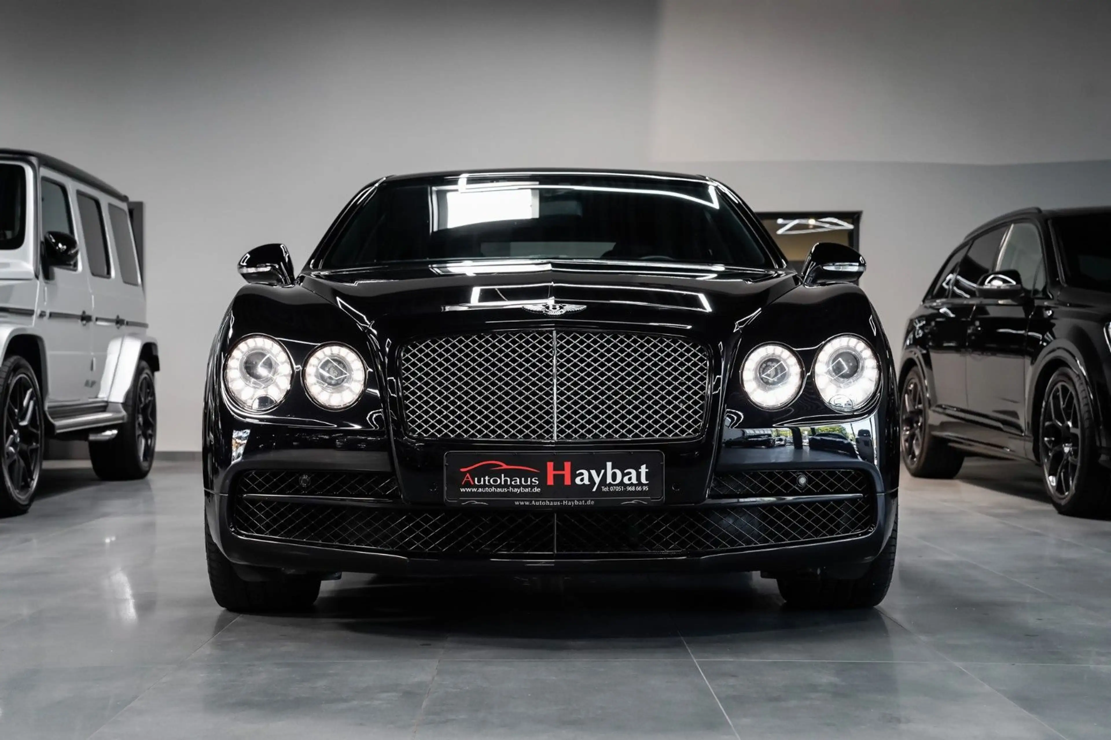 Bentley Flying Spur 6.0 W12 — photo 2