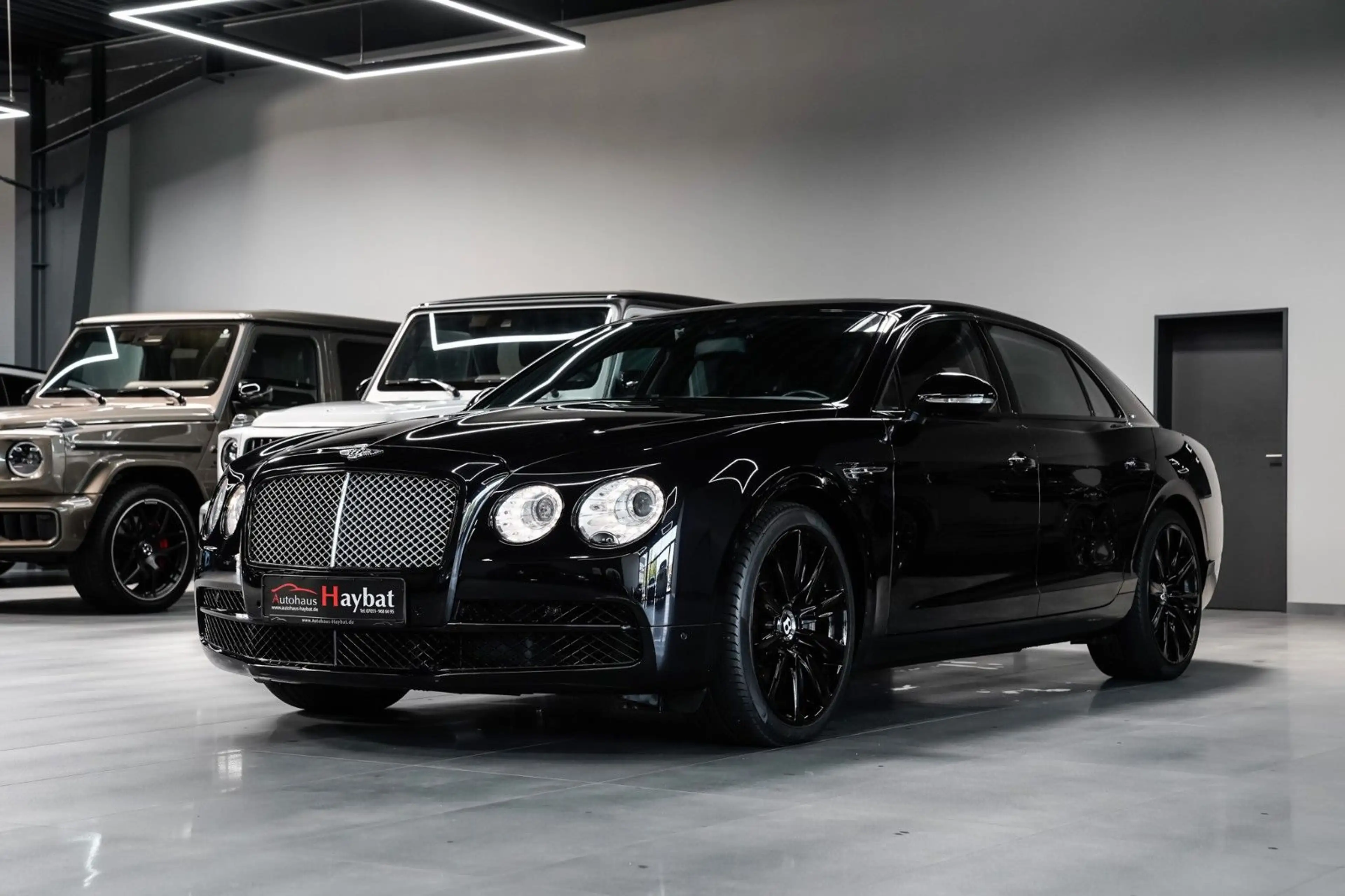 Bentley Flying Spur 6.0 W12 — photo 3