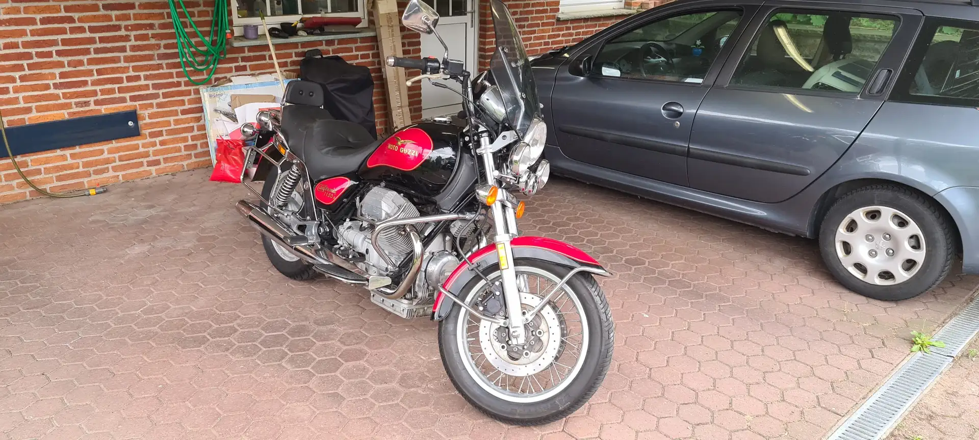 Moto Guzzi California 1100 California 1100i Червоний - 1