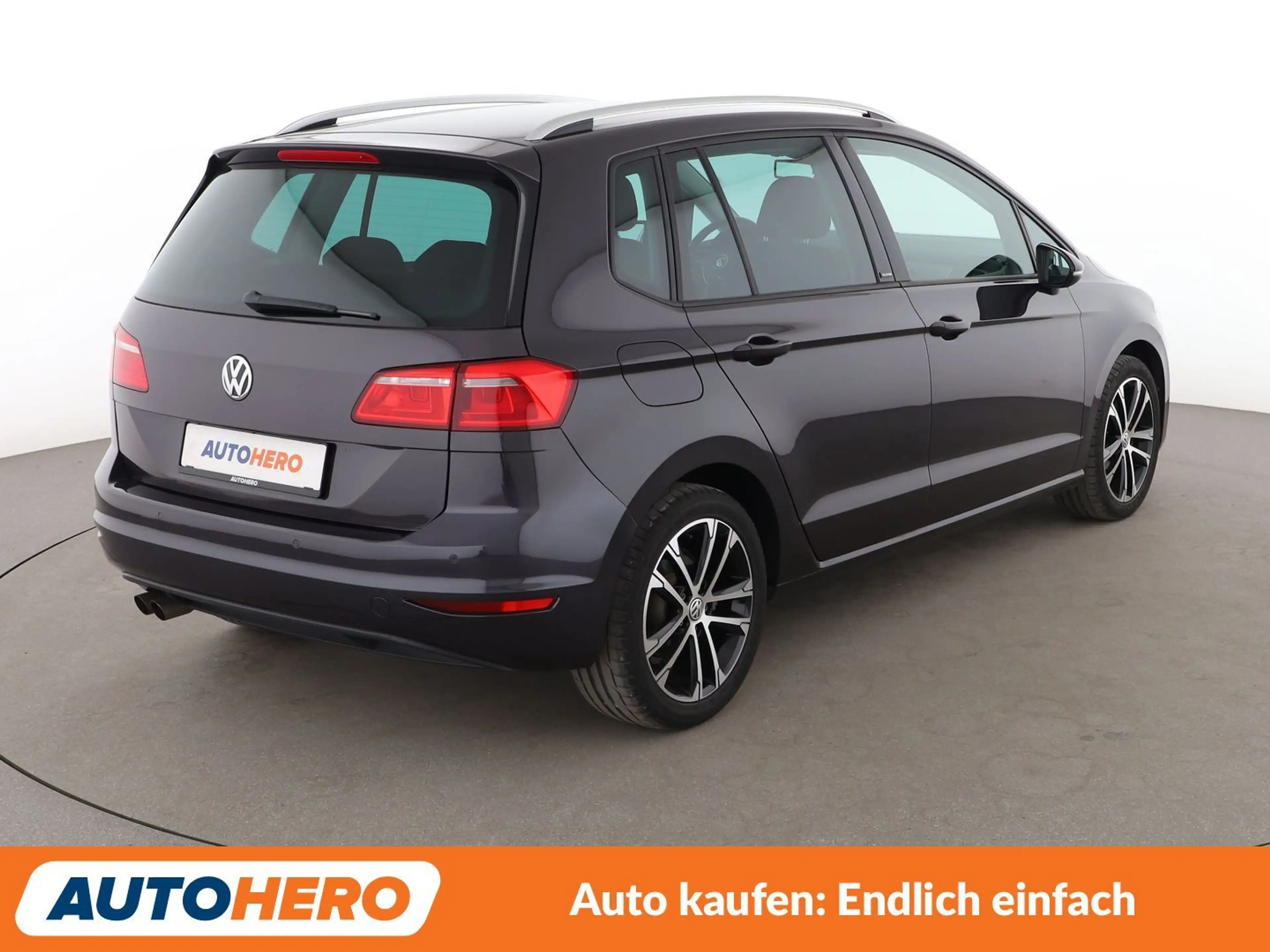 Volkswagen Golf Sportsvan 1.4 TSI Allstar BMT *BI-XENON*TEMPO*PDC*SHZ* — photo 6