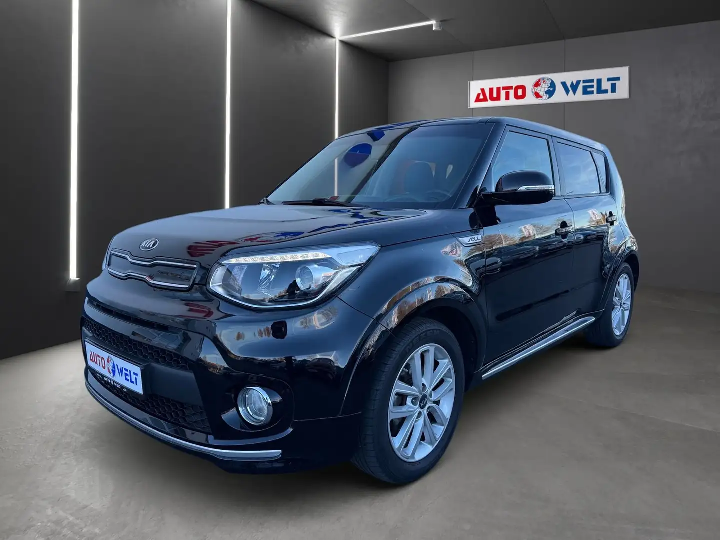 Kia Soul 1.6 Dream Team Sitzheizung Klimaaut. Navi Zwart - 1