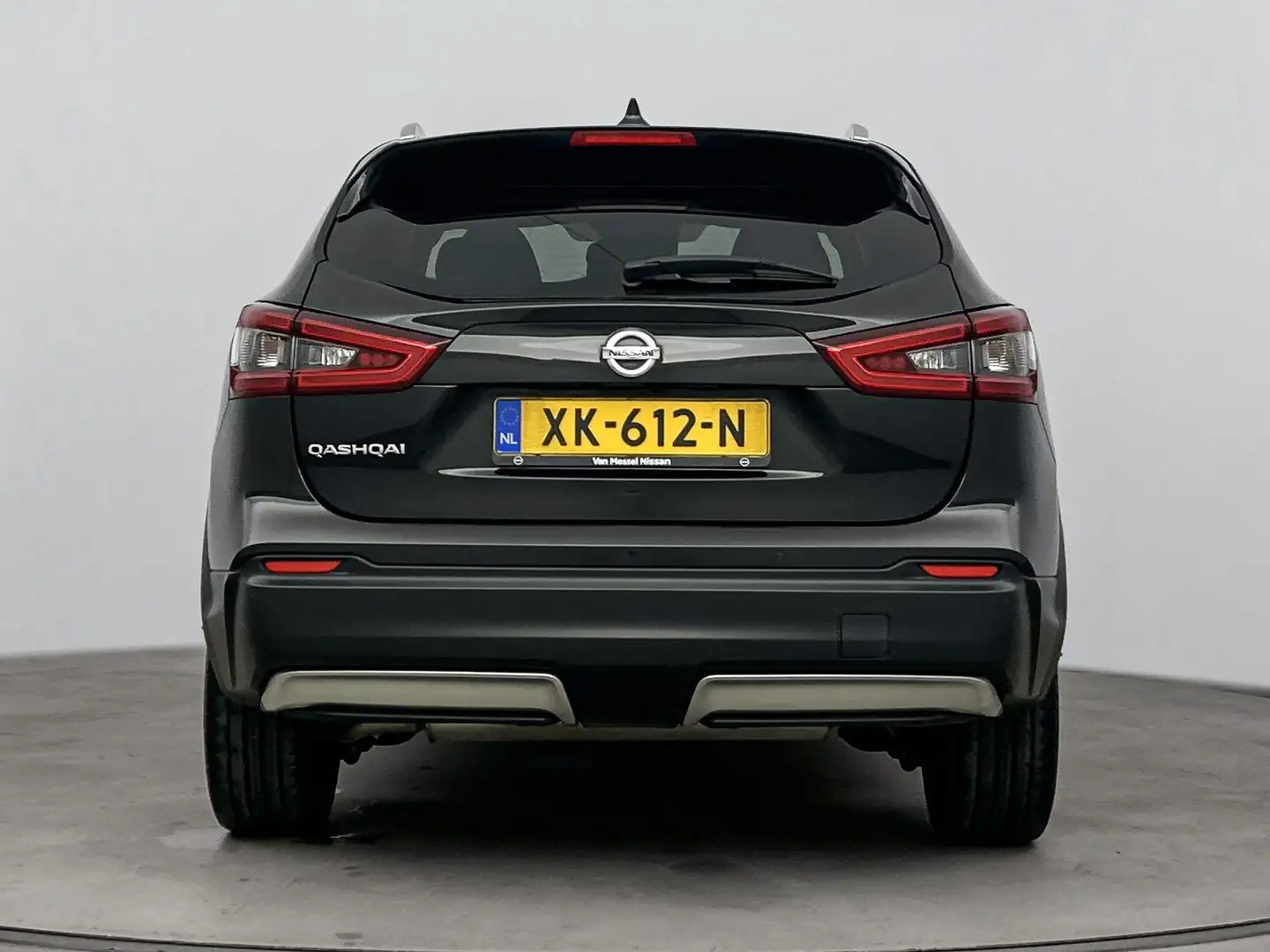 Nissan Qashqai 1.3 DIG-T Tekna 140PK | Navigatie | Half-Leder | 3 Noir - 2