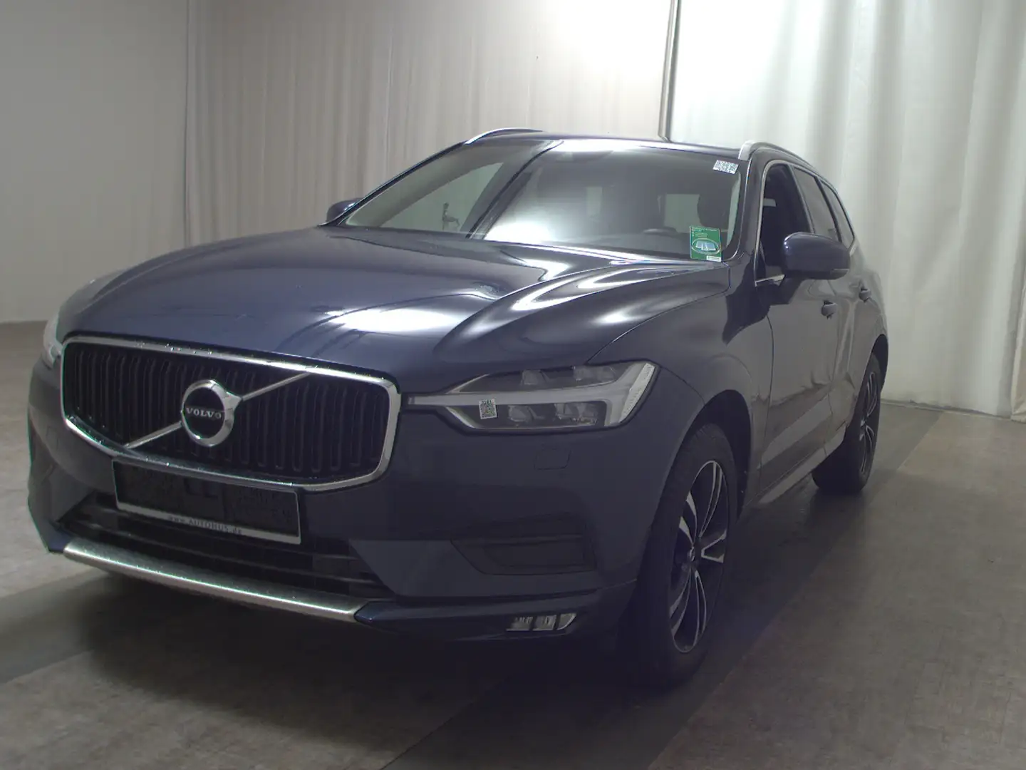 Volvo XC60 D3 Momentum T-Leder Navi LED RFK AHK Memory Blau - 2