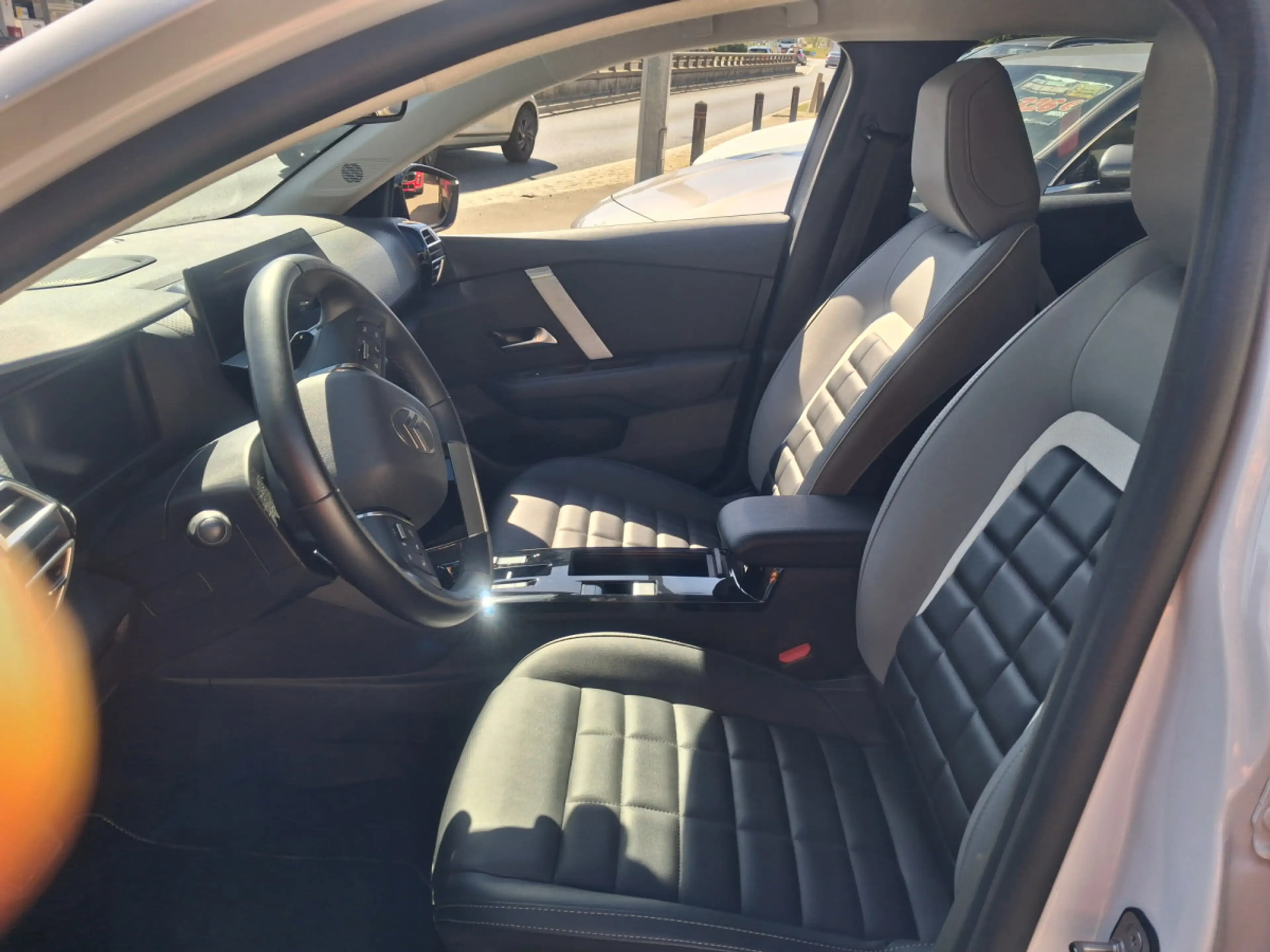 Citroen C4 1.2 PURETECH 130CH BOITE AUTO 8 — photo 7