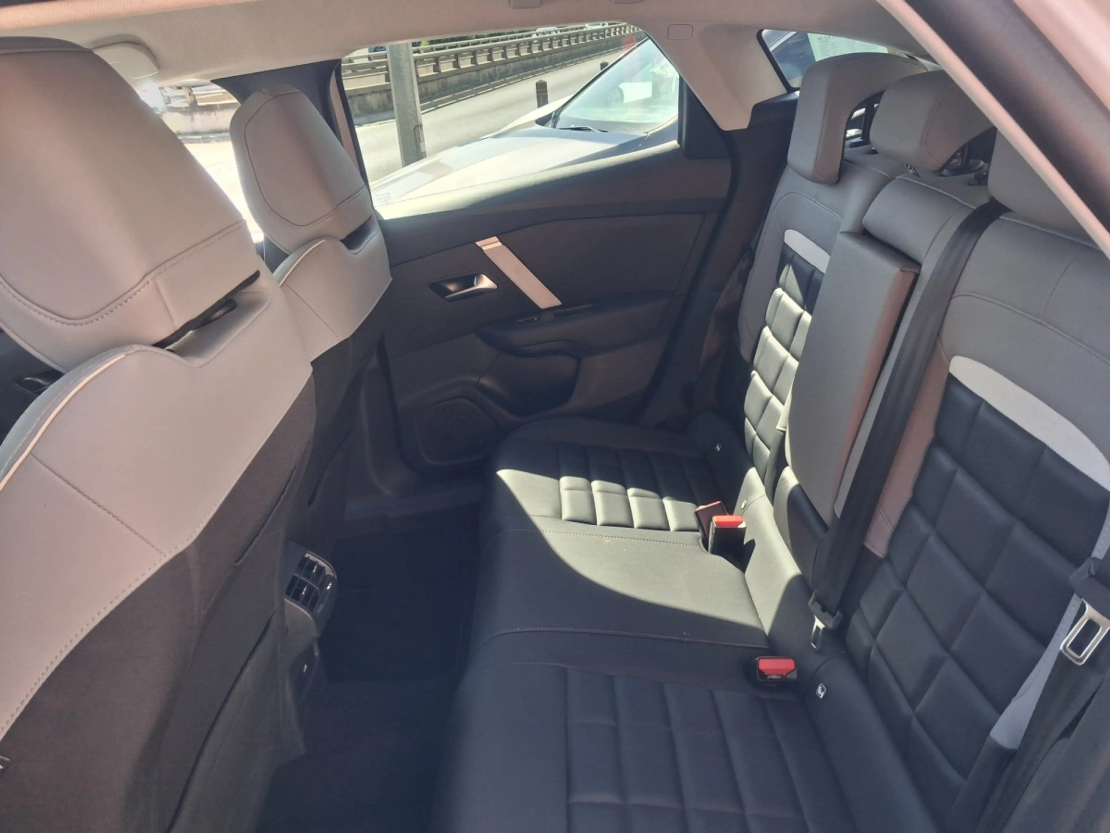 Citroen C4 1.2 PURETECH 130CH BOITE AUTO 8 — photo 8
