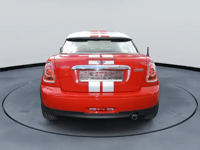 Mini Hatch view 4