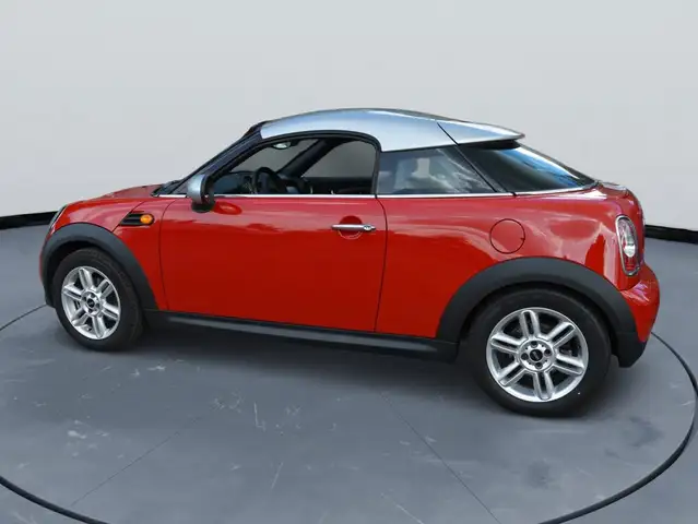 Mini Hatch view 7