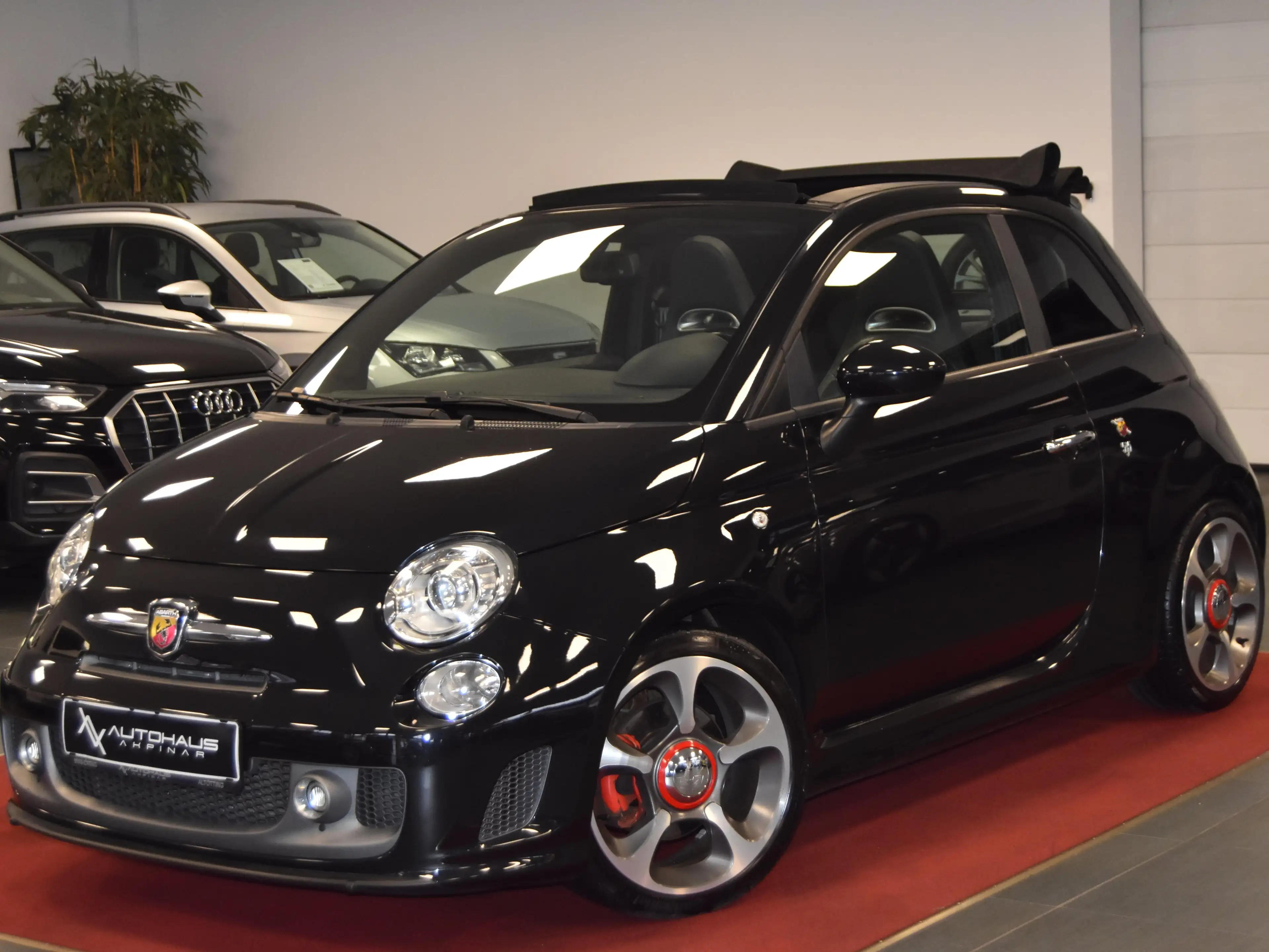Fiat 500C Abarth 595 Turismo~1HAND~XENON~AUTOM.~SCHECKHEFT~LEDER
