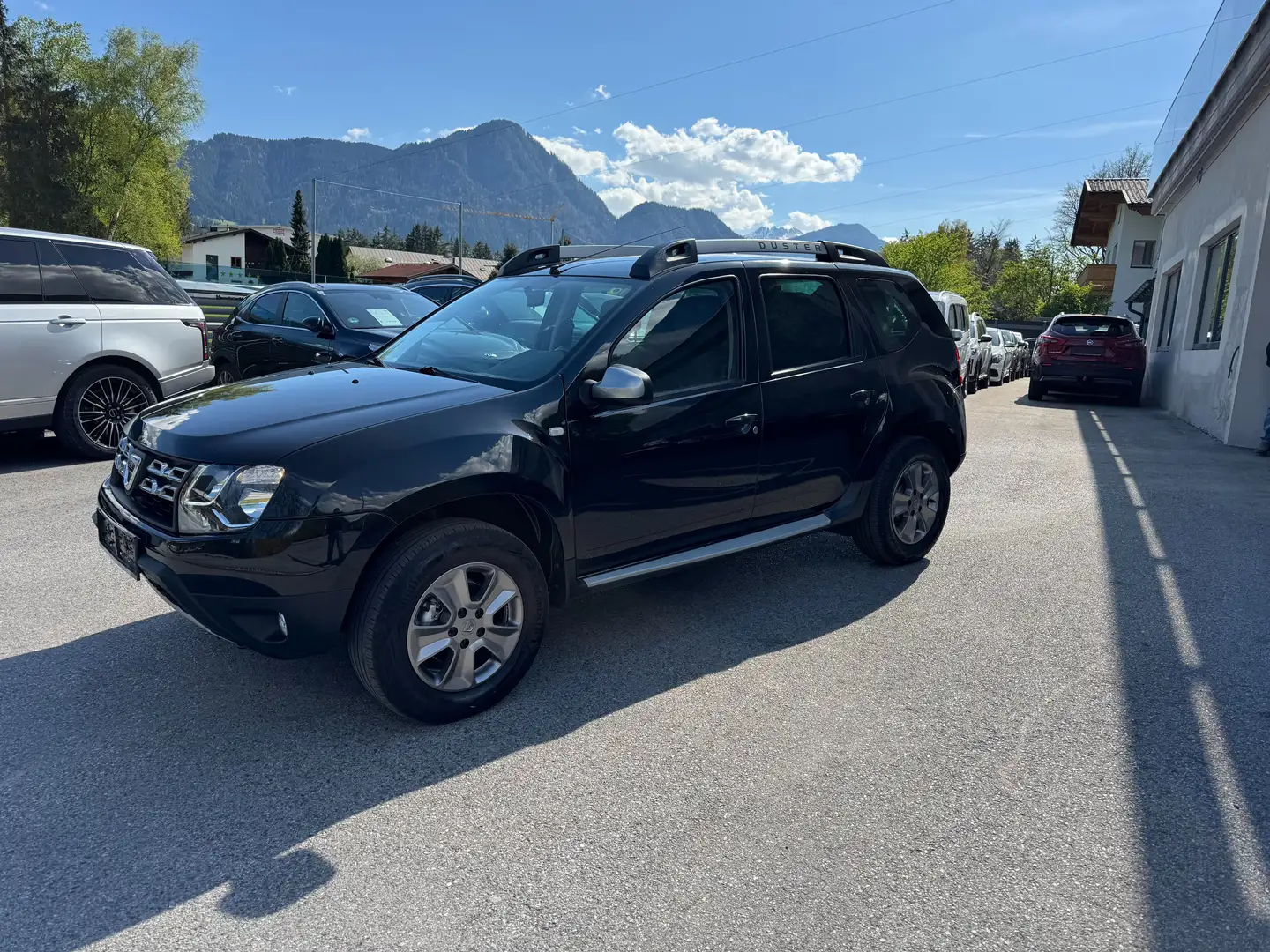 Dacia Duster Schwarz - 2