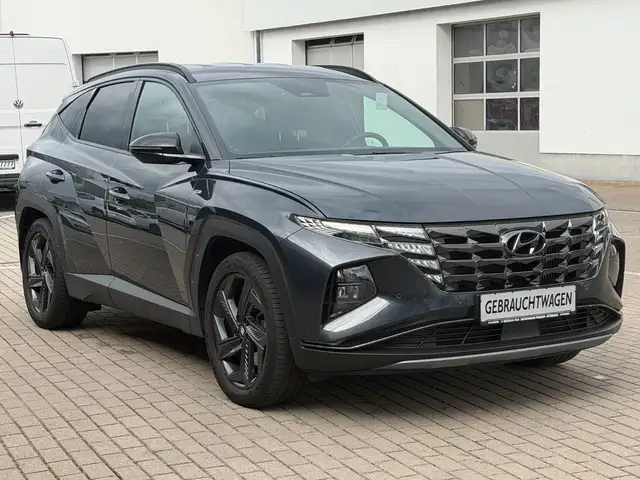 Hyundai Tucson view 3