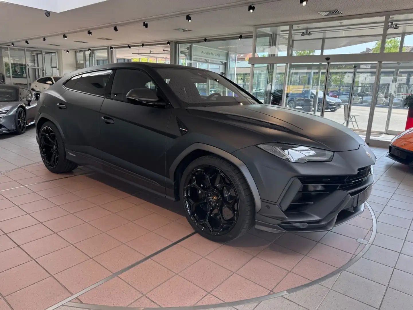 Lamborghini Urus Performante  Matt Lack/Carbon Engine Bonnet Schwarz - 2