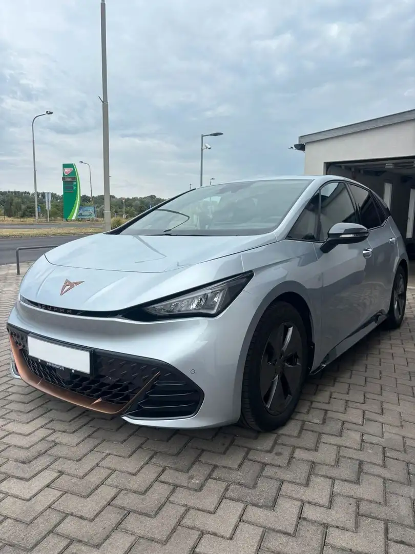 CUPRA Born Below Zero ACC Wärmepumpe 8fach 5Jahre Gar. Argent - 1