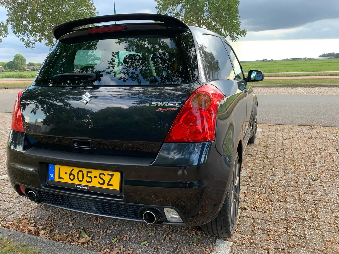 Suzuki Swift Nette Suzuki Swift Sport 1.6 2010 Zwart - 2