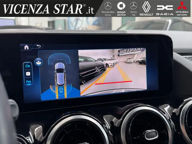 Mercedes-Benz Gla view 11