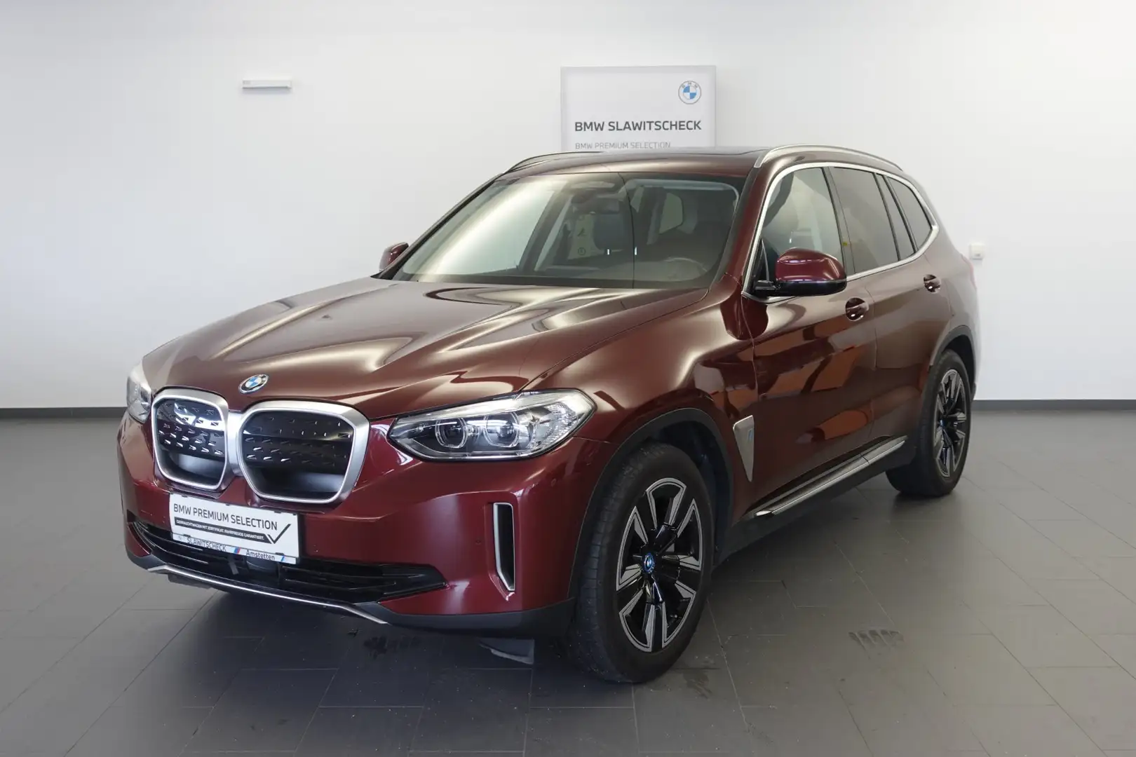 BMW iX3 G08 Inspiring Rot - 1