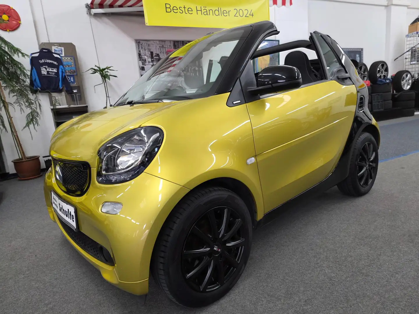 smart forTwo smart fortwo cabrio twinamic passion PT,Shz,Klima Geel - 1