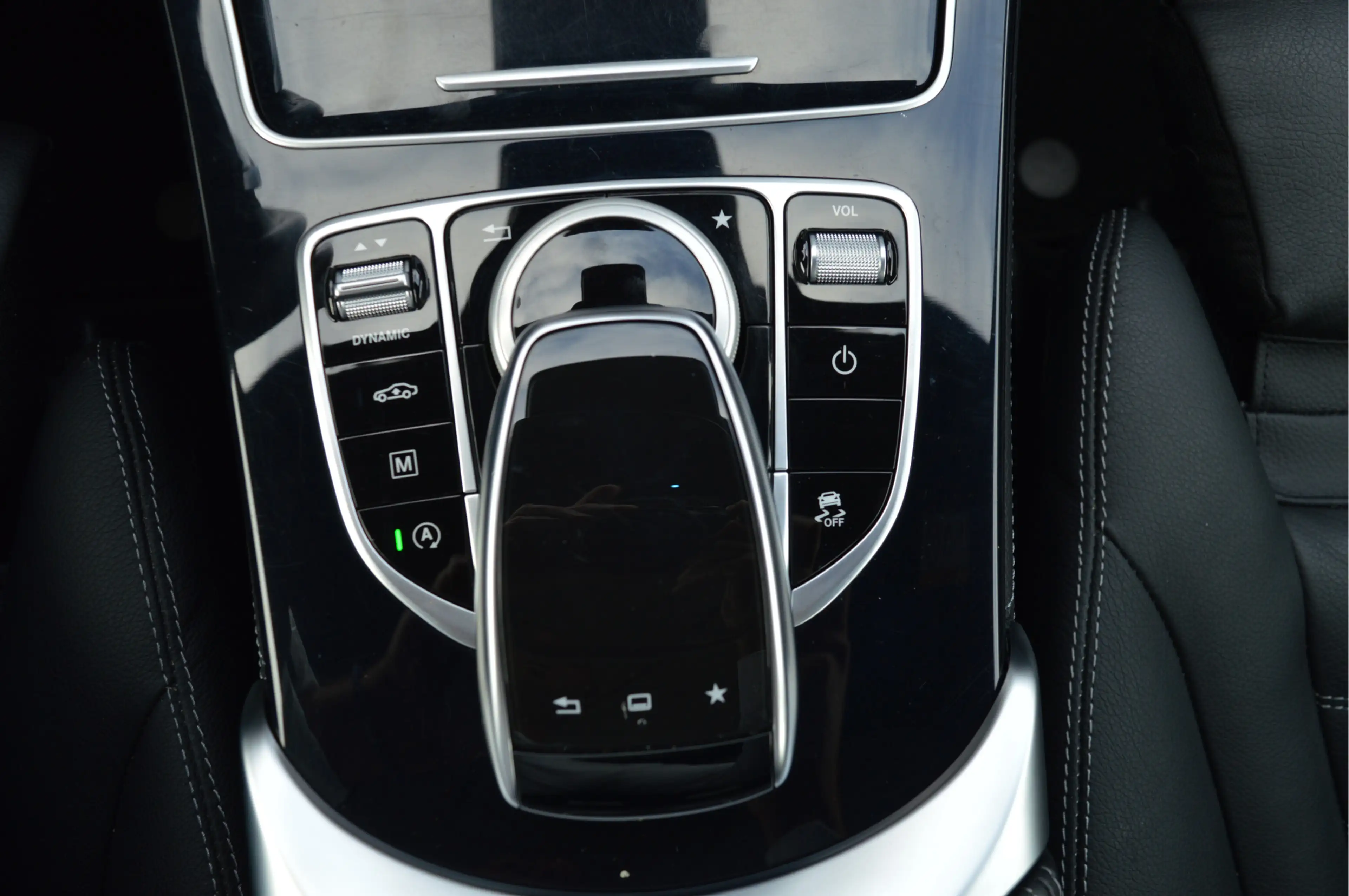 Mercedes-Benz GLC 250 4MATIC Prestige | PANO | LUCHTVERING | TREKHAAK | — photo 16