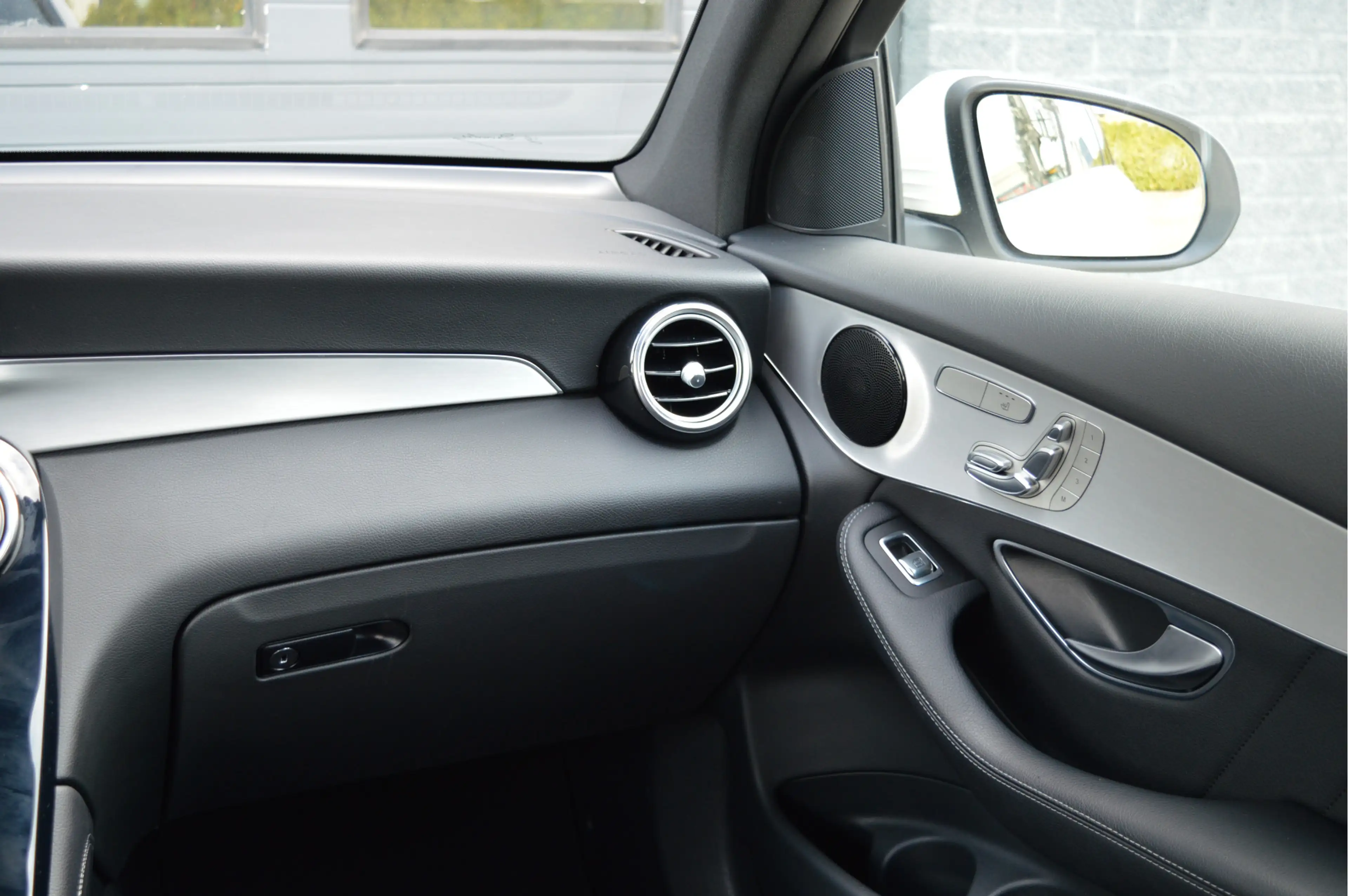 Mercedes-Benz GLC 250 4MATIC Prestige | PANO | LUCHTVERING | TREKHAAK | — photo 27