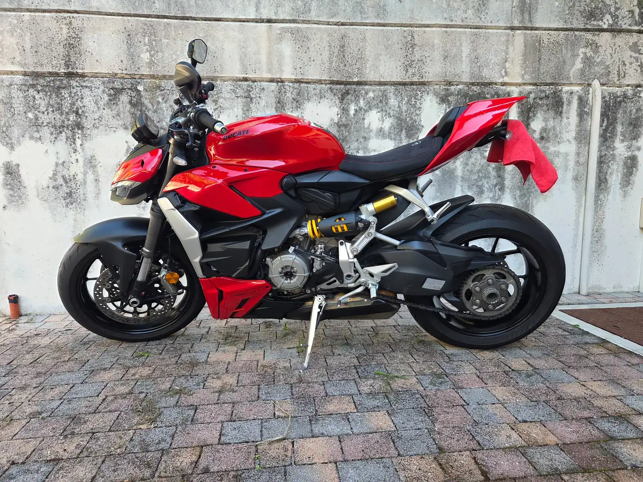 Ducati Streetfighter