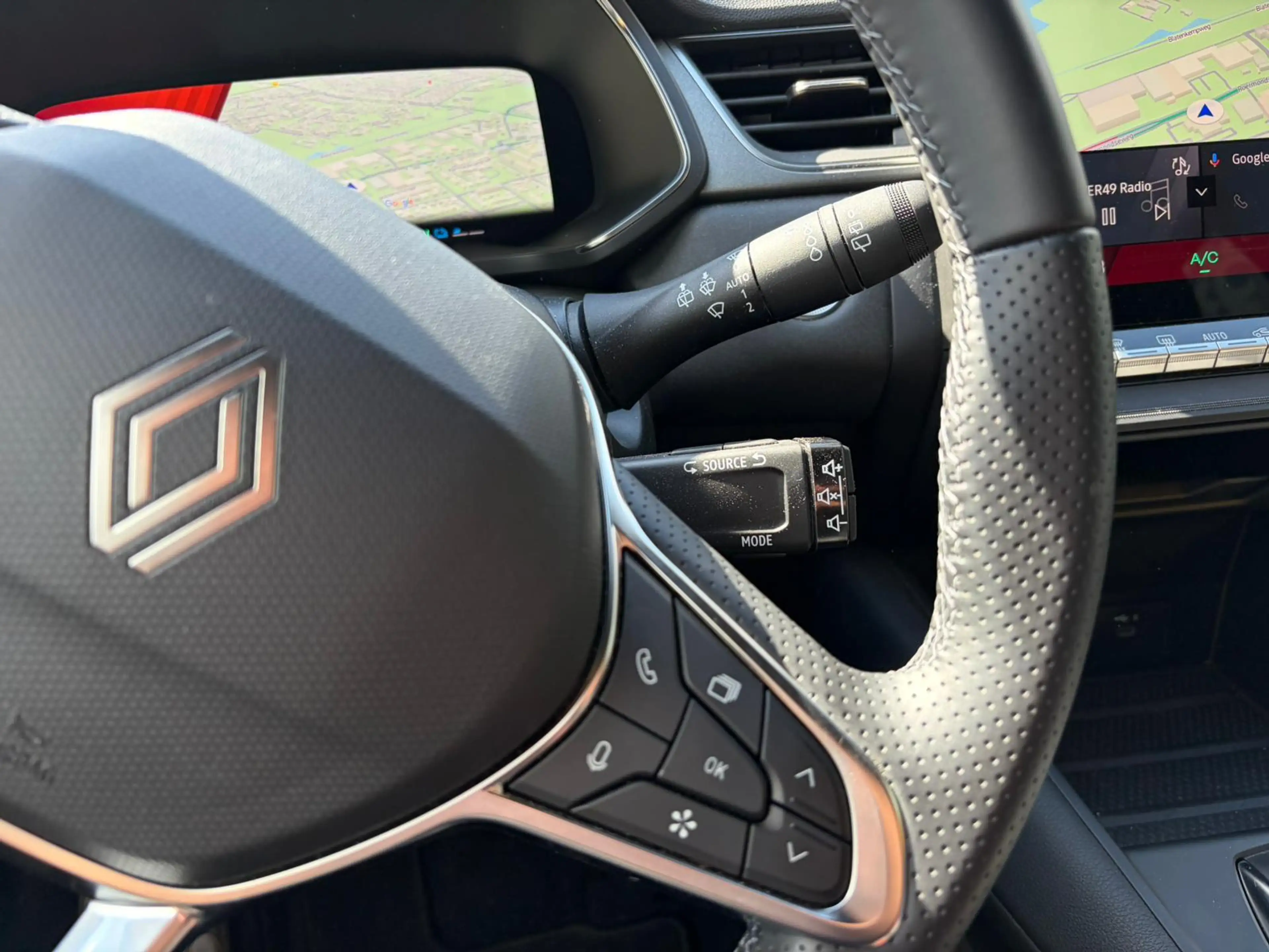 Renault Symbioz E-Tech full hybrid 160 techno | Carplay | Parkeers — photo 15