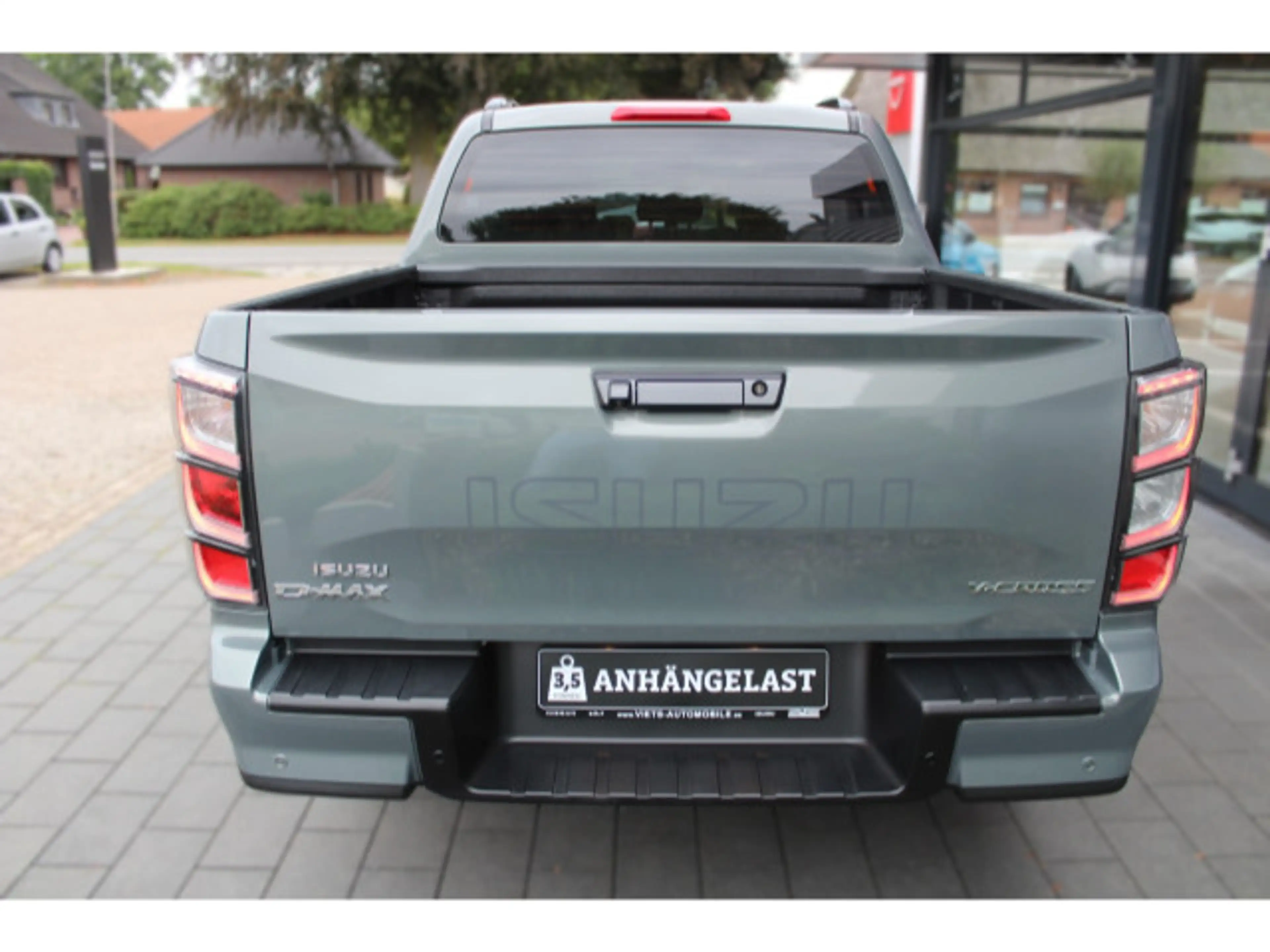 Isuzu D-Max 4x4 Double Cab 2.2 D V-CROSS Automatik — photo 6