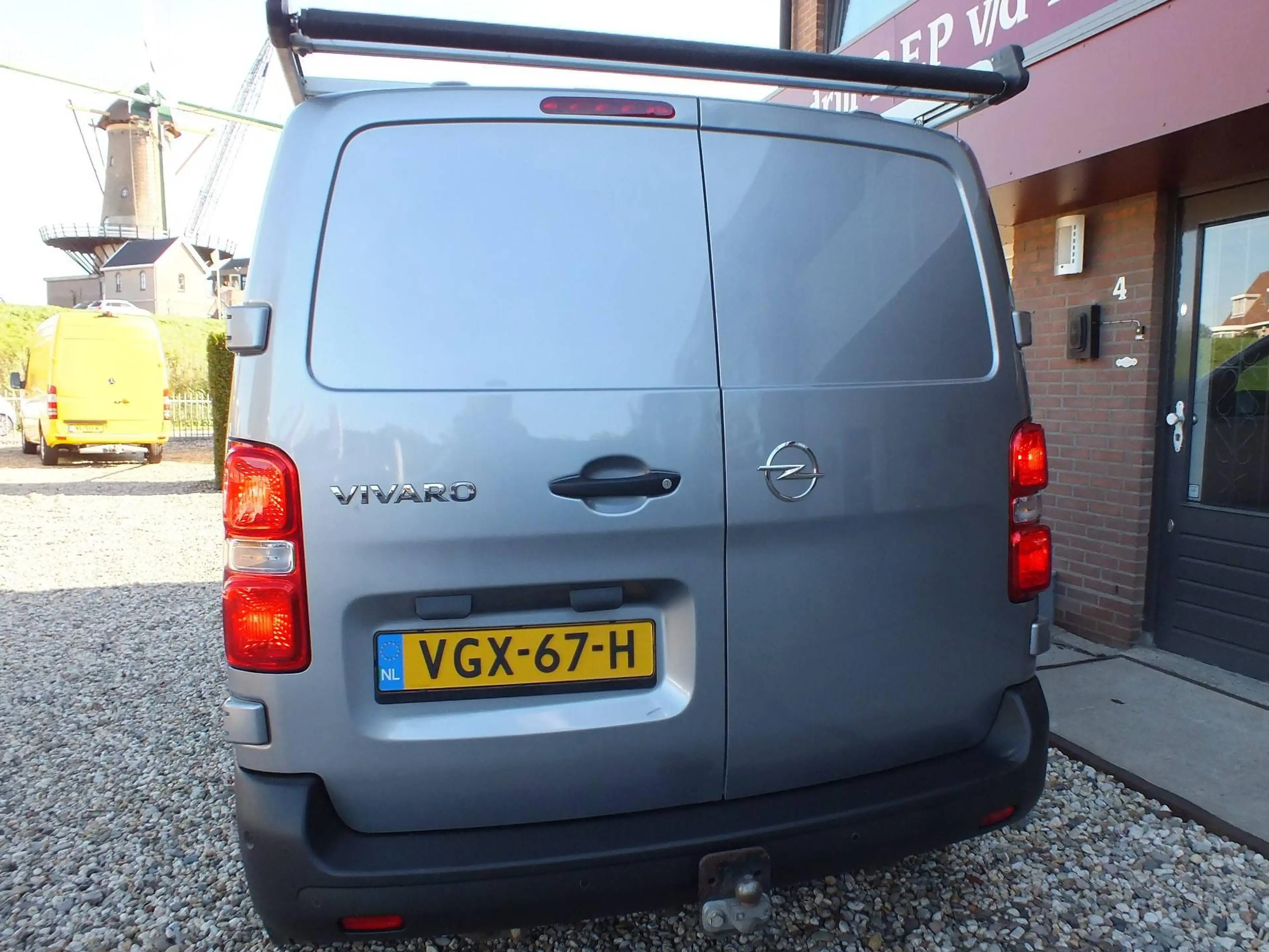 Opel Vivaro 2.0 CDTI L1H1 Edit. Aut. 180PK — photo 6
