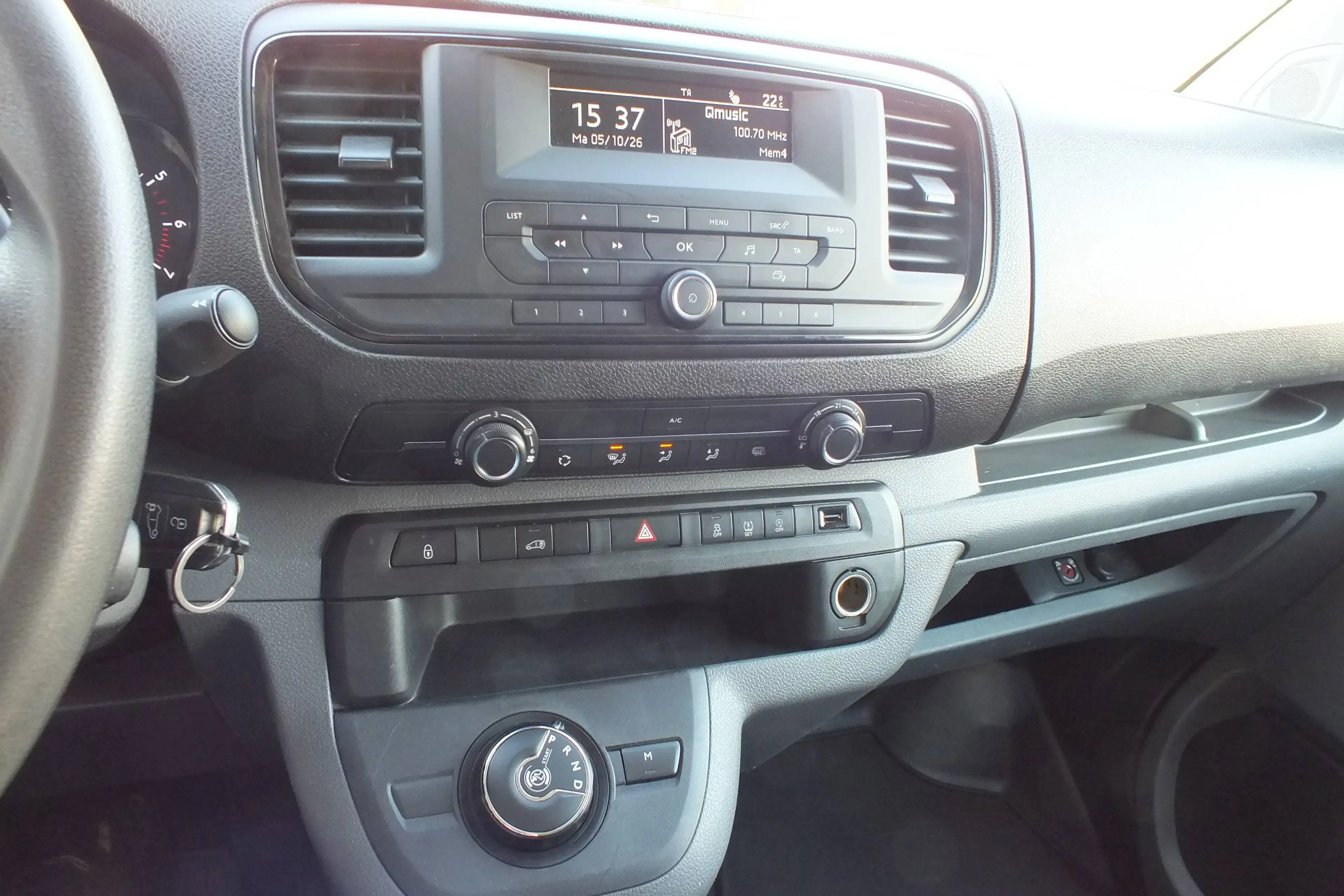 Opel Vivaro 2.0 CDTI L1H1 Edit. Aut. 180PK — photo 3