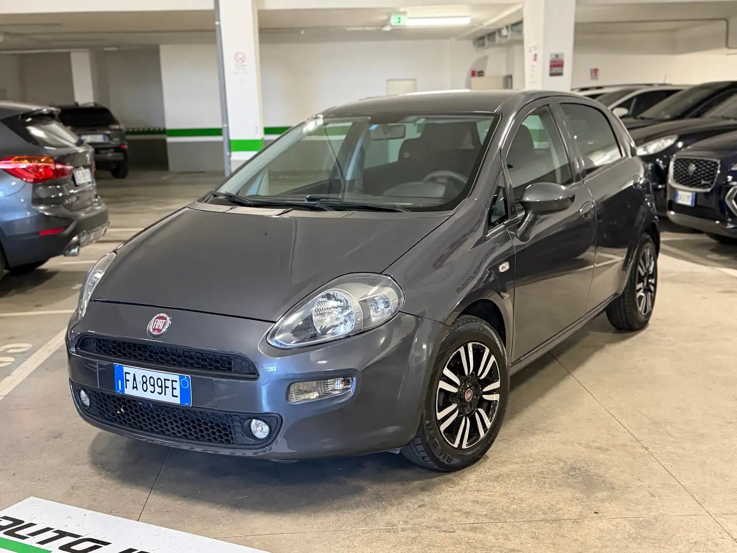Fiat Punto Punto III 2012 5p 1.2 YOUNG#CLIMA#C.LEGA#SCHERMO Gris - 2
