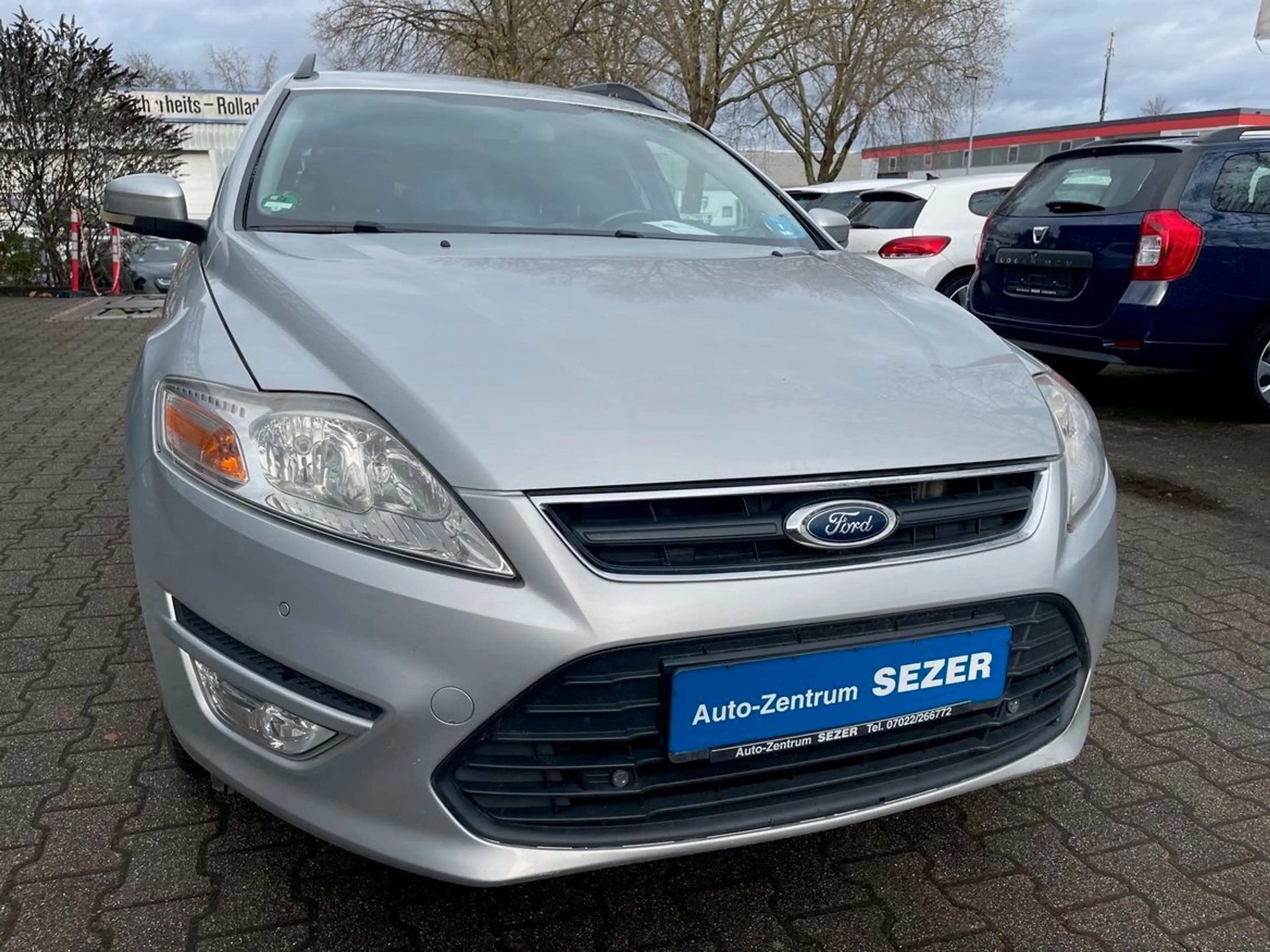 Ford Mondeo 1,6 Titanium*Kombi *KLIMAAUTOM*EURO5*PDC