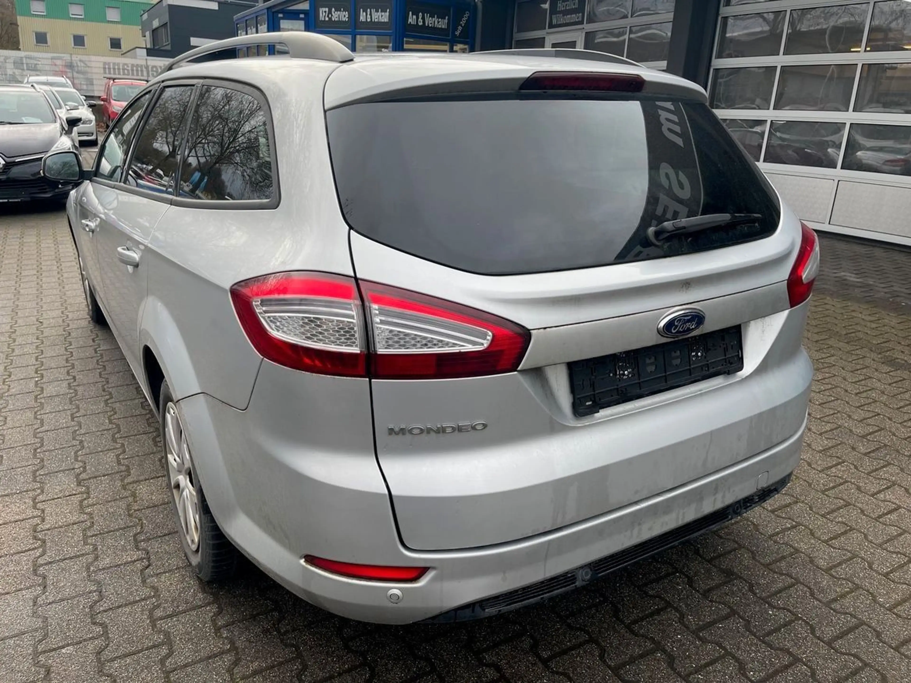 Ford Mondeo 1,6 Titanium*Kombi *KLIMAAUTOM*EURO5*PDC — photo 12