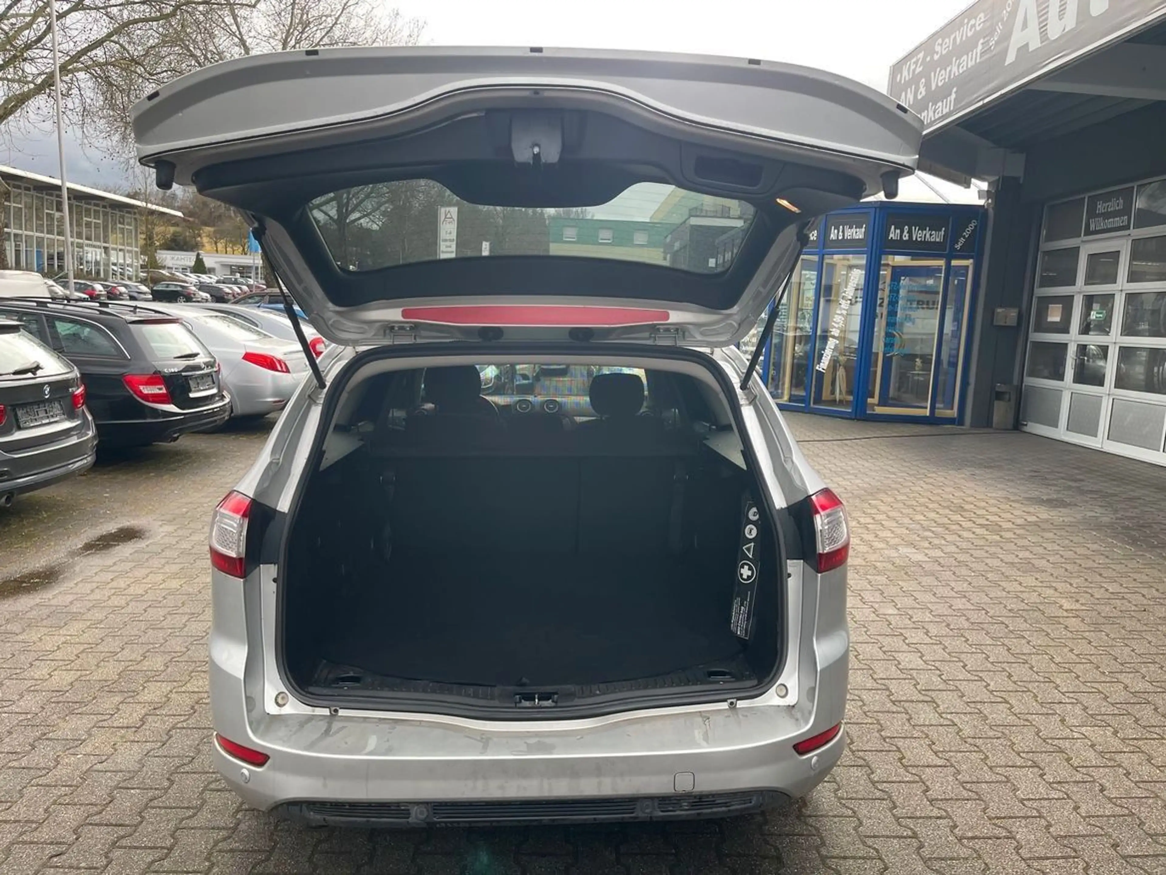 Ford Mondeo 1,6 Titanium*Kombi *KLIMAAUTOM*EURO5*PDC — photo 14