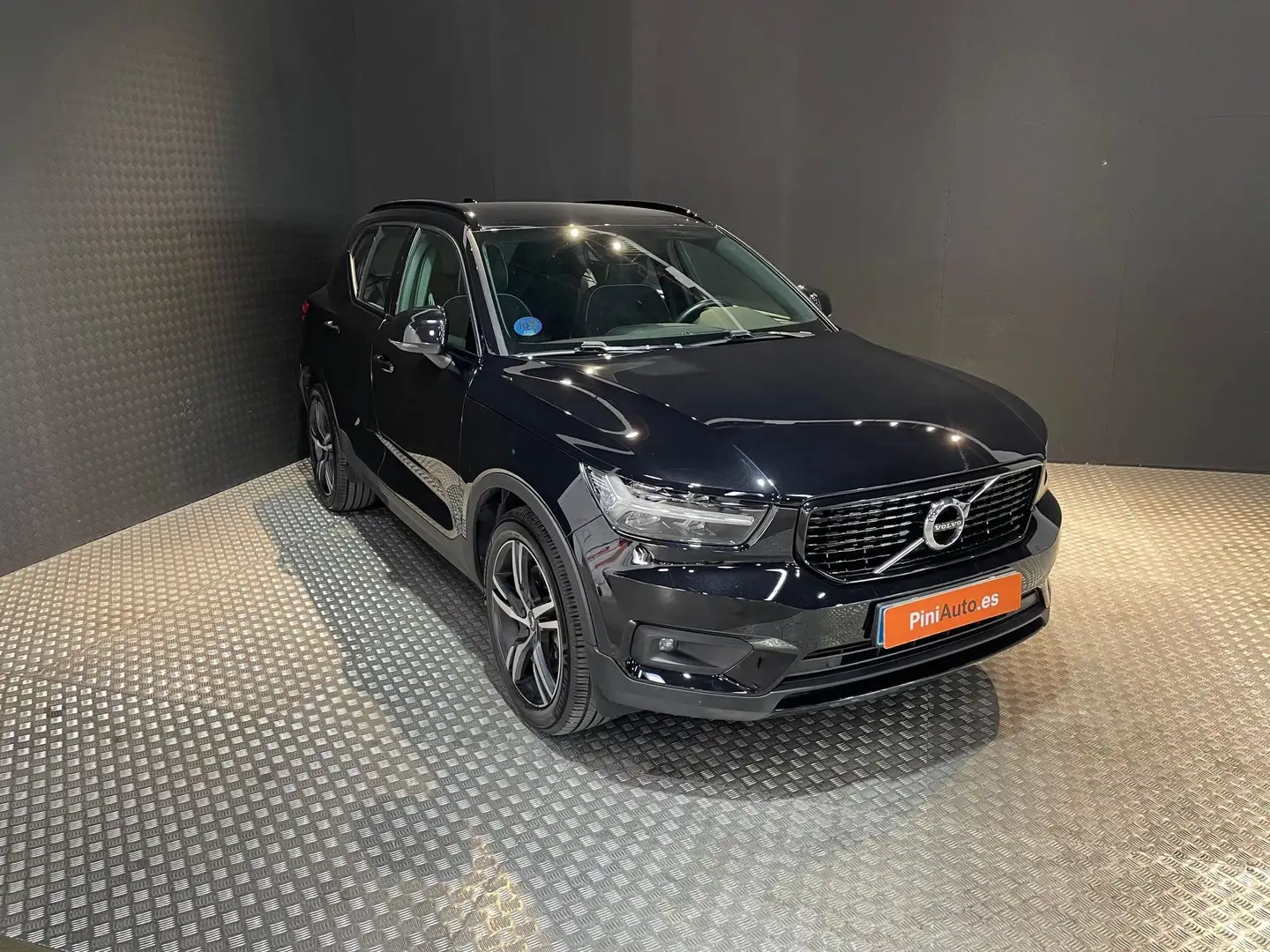 Volvo XC40 T5 Recharge Plus Dark Aut. Noir - 2