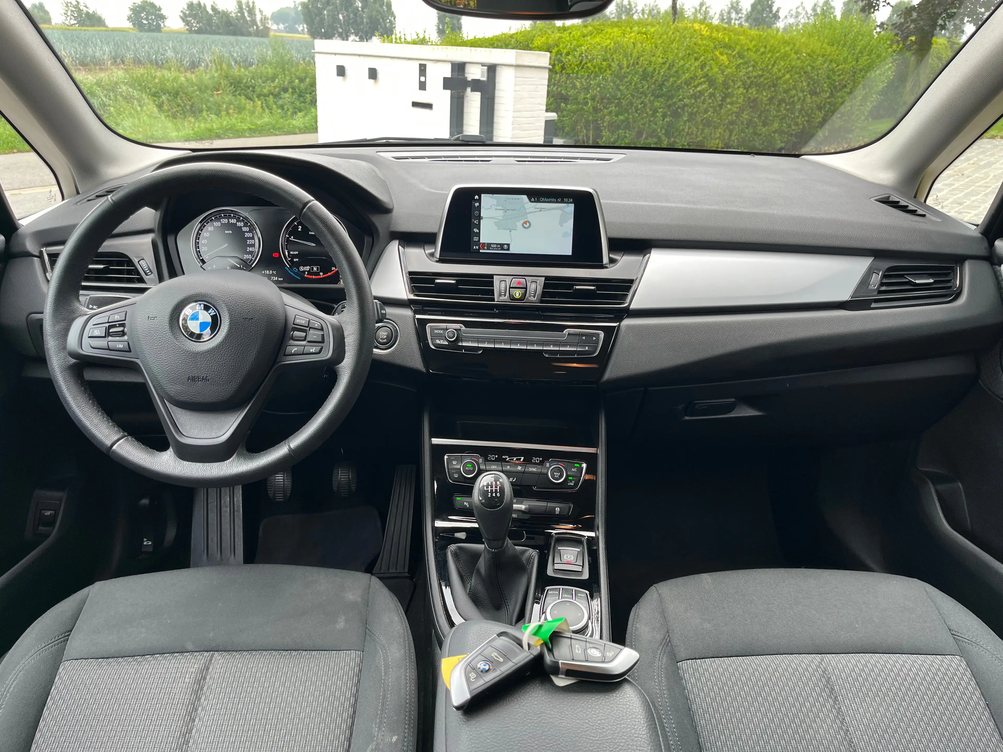BMW 216 i Active Tourer OPF (EU6AP)/1eignr/29300km/Navi/Cruise/Pdc/Clima/... — photo 2