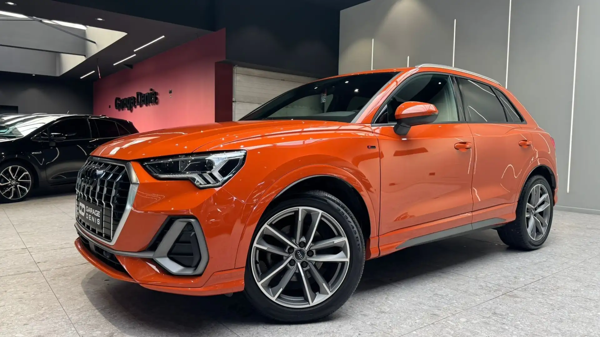 Audi Q3 TFSI S line S tronic*TOIT-PANO*BOITE-AUTO*LED*GPS Oranje - 1