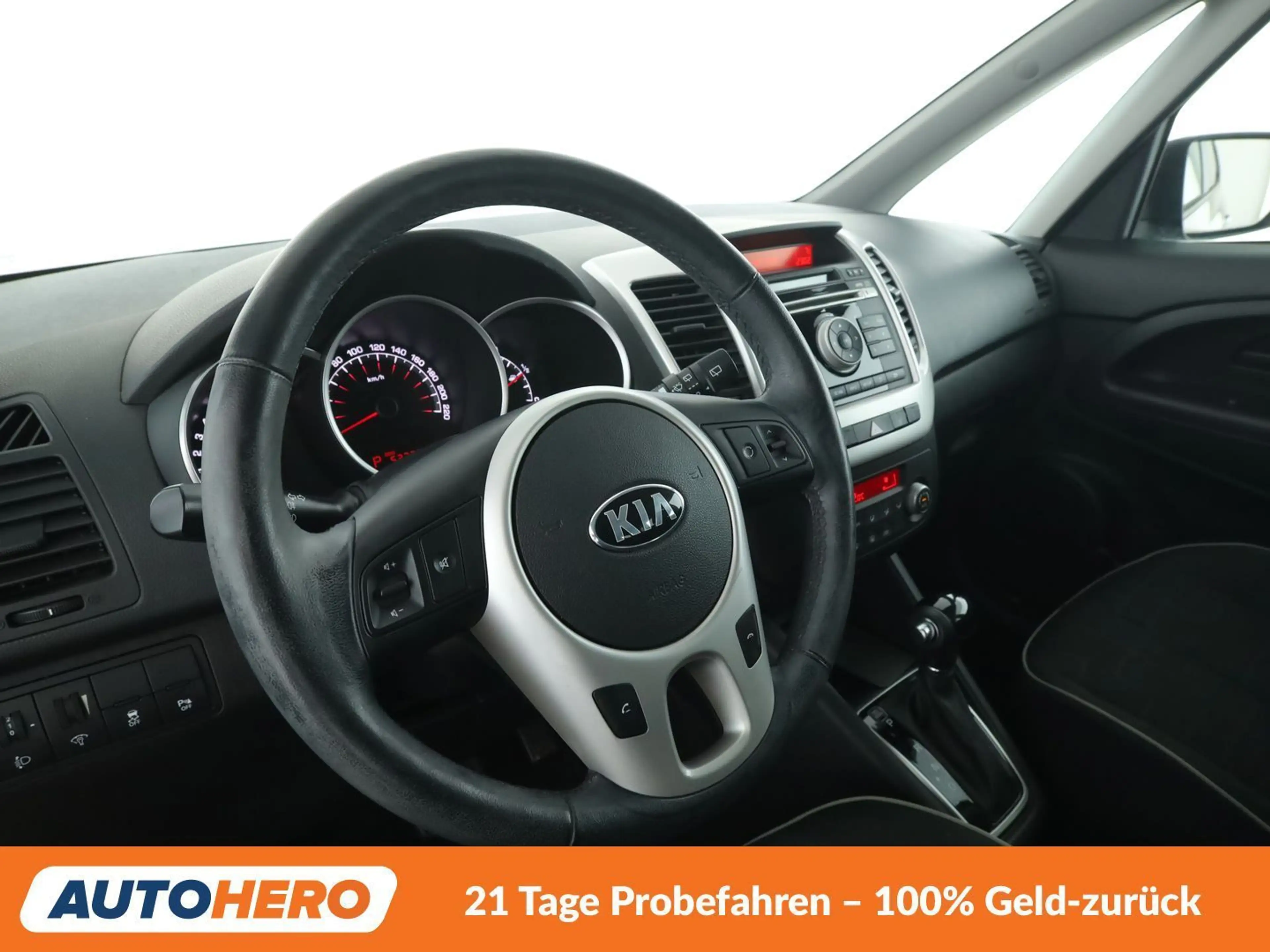 Kia Venga 1.6 Dream Team Aut*PDC*SHZ*KLIMA*GARANTIE* — photo 11