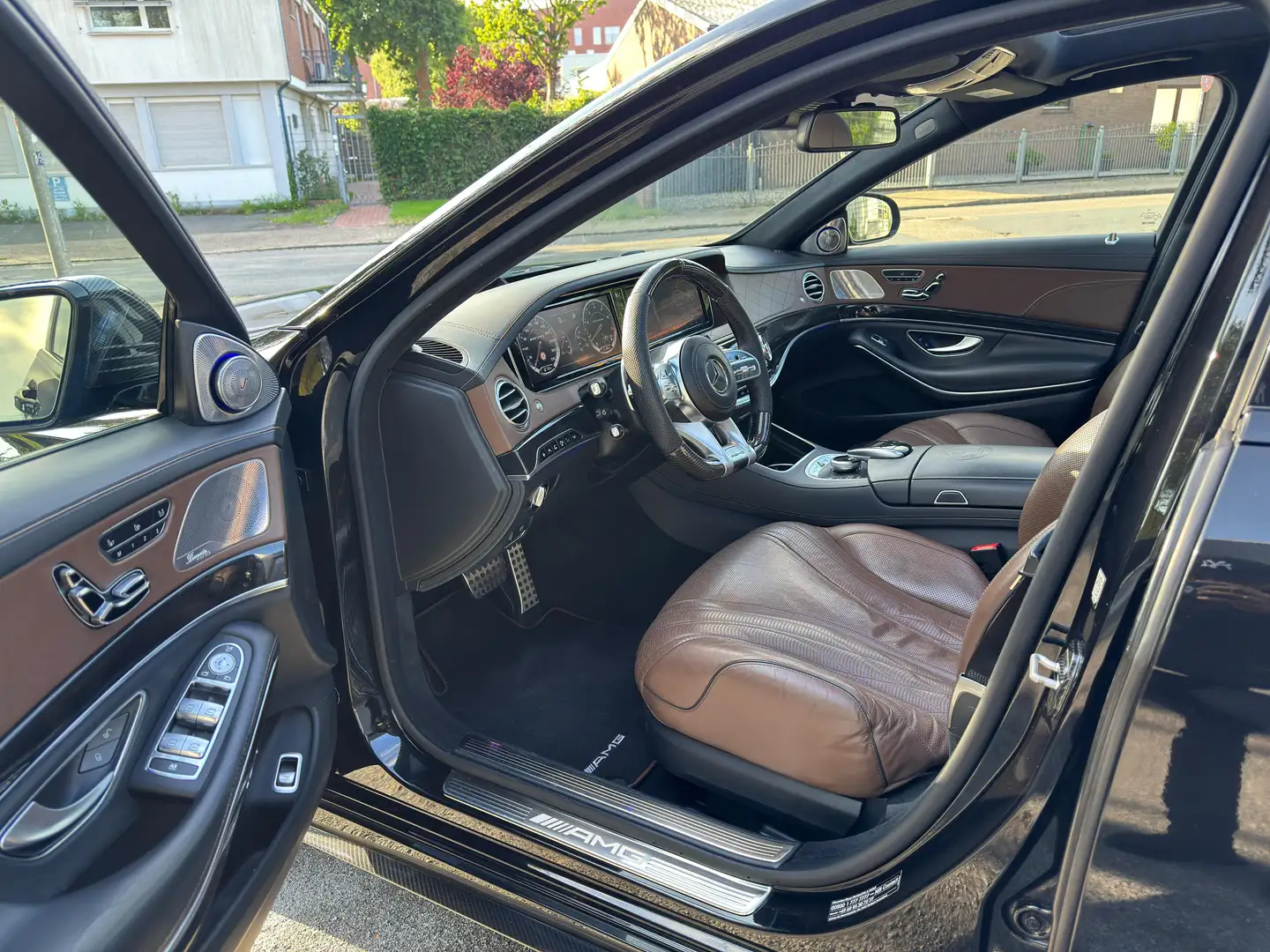 Mercedes-Benz S 63 AMG Lang 4-Matic B.High-End Driver's P.Chau Schwarz - 2