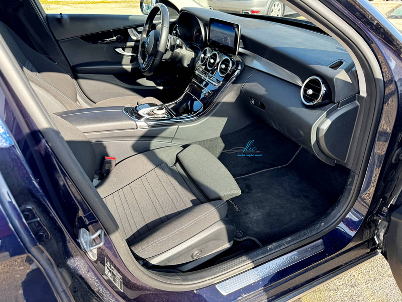 Mercedes-Benz C 220 Td 4MATIC/COMAND/KAMERA/AHK/STANDHZ./LED...Leichte Hageschaden! — photo 8