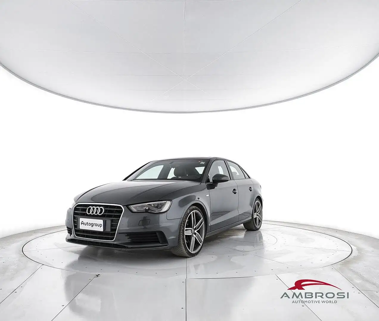 Audi A3 2.0 TDI S-Line Ambiente Grigio - 1
