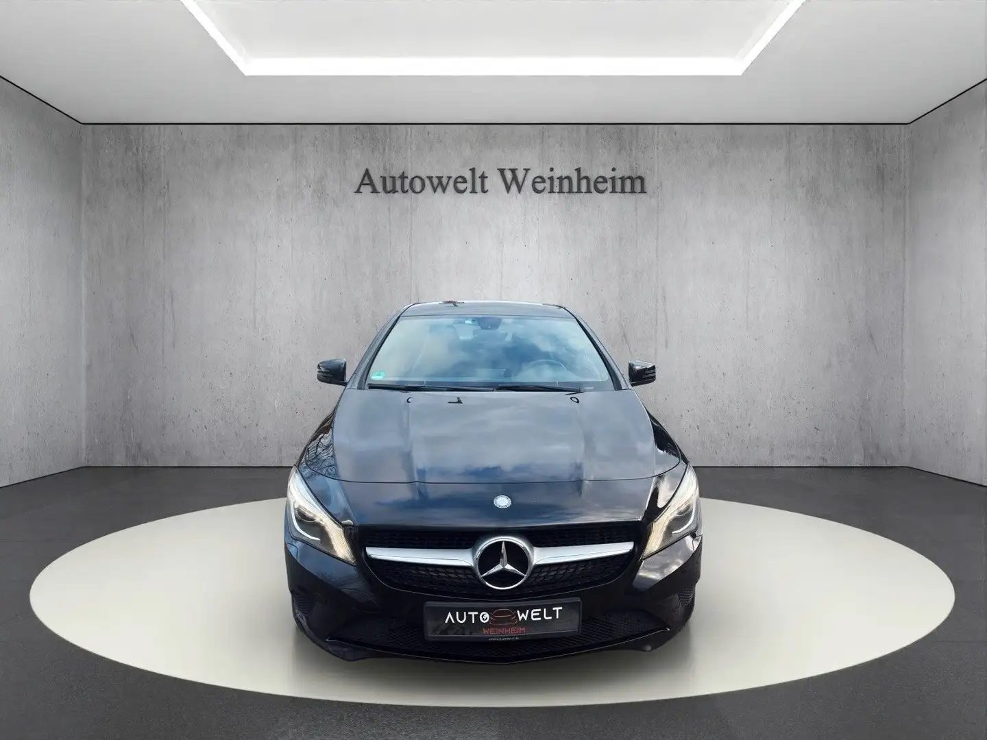 Mercedes-Benz CLA 180 °AUT°LIM°NAV°XENON°SHZ°PDC°TEMPOMAT°URBAN Negro - 2