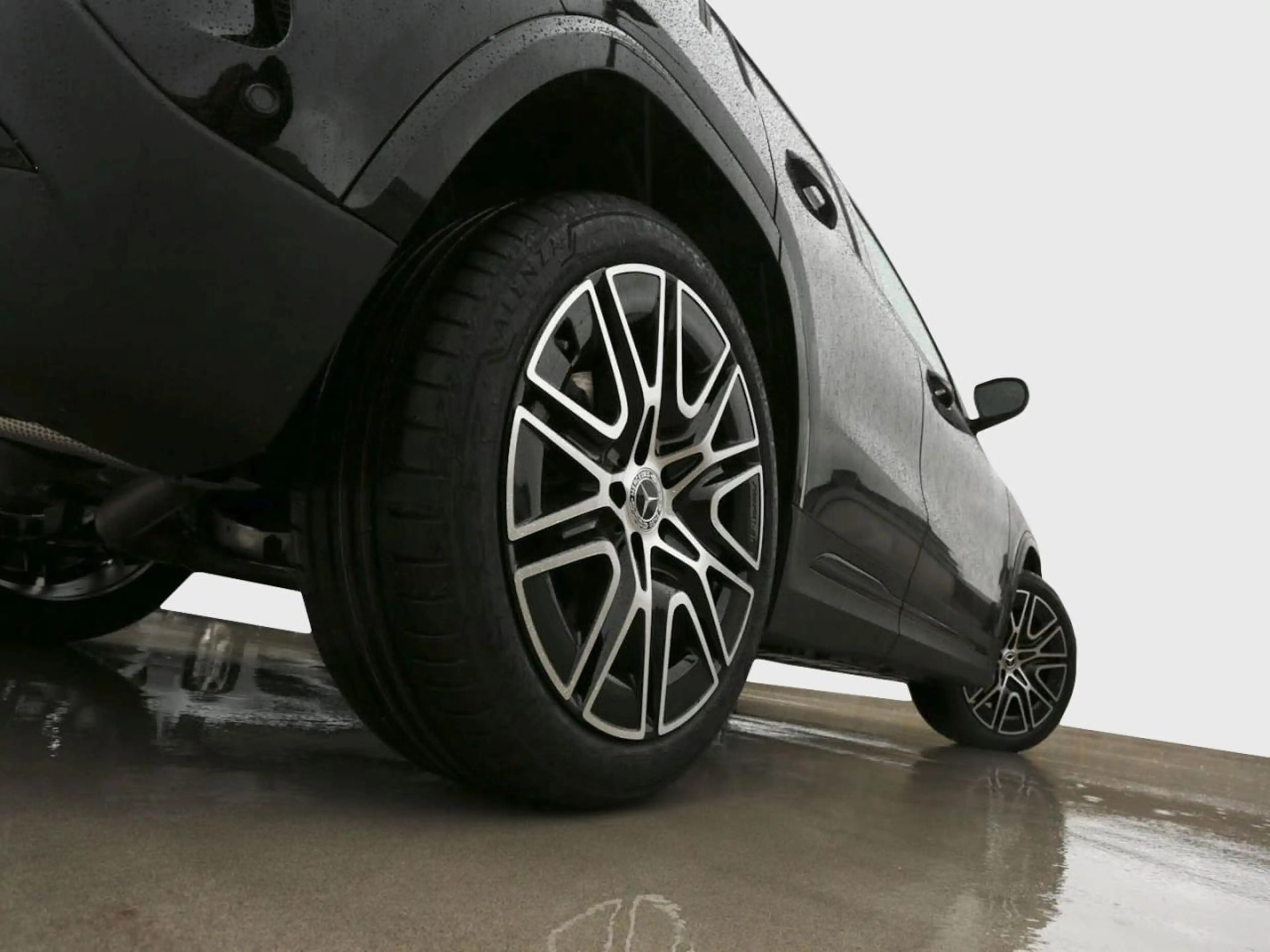 Mercedes-Benz GLA 220 d 4MATIC AMG Night Panorama Kamera AHK — photo 5