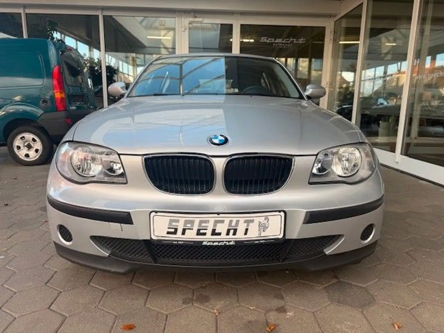 BMW 116 Baureihe 1 Lim. 116i Silber - 1