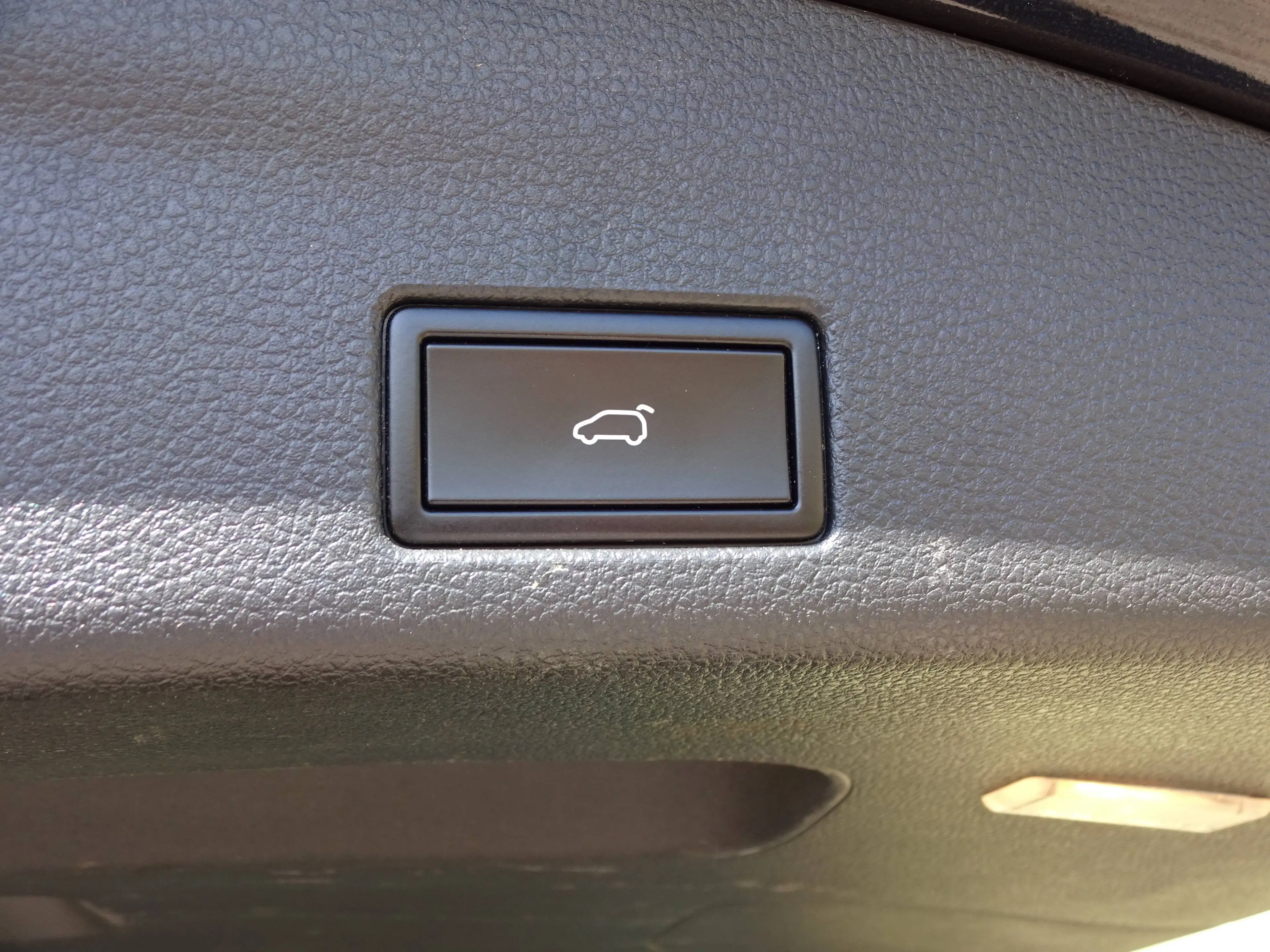 Volkswagen Sharan Comfortline 4Motion Aut.+Navi+Winterpaket+Bi Xenon+ACC+Front Assist+ el. Schiebetüren + — photo 9