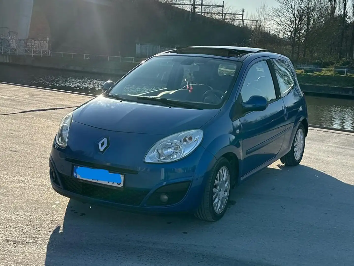Renault Twingo Twingo 1.2 16V Initiale Blauw - 1