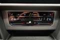 Volkswagen Passat Variant 2.0 TDI DSG "SITZH*NAVI*R-KAM*CARPLAY" Grau - thumbnail 32