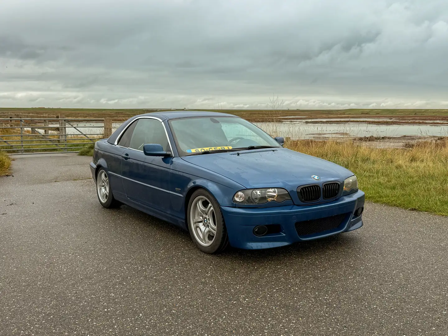 BMW 330 325Ci Executive Blauw - 2