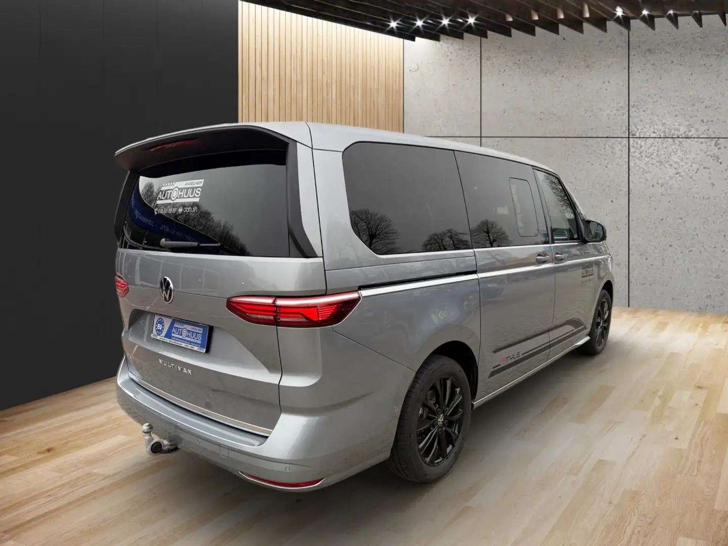 Volkswagen T7 Multivan 2.0 TDI DSG Style Lang VOLLAUSSTG. Klima Navi Argent - 2